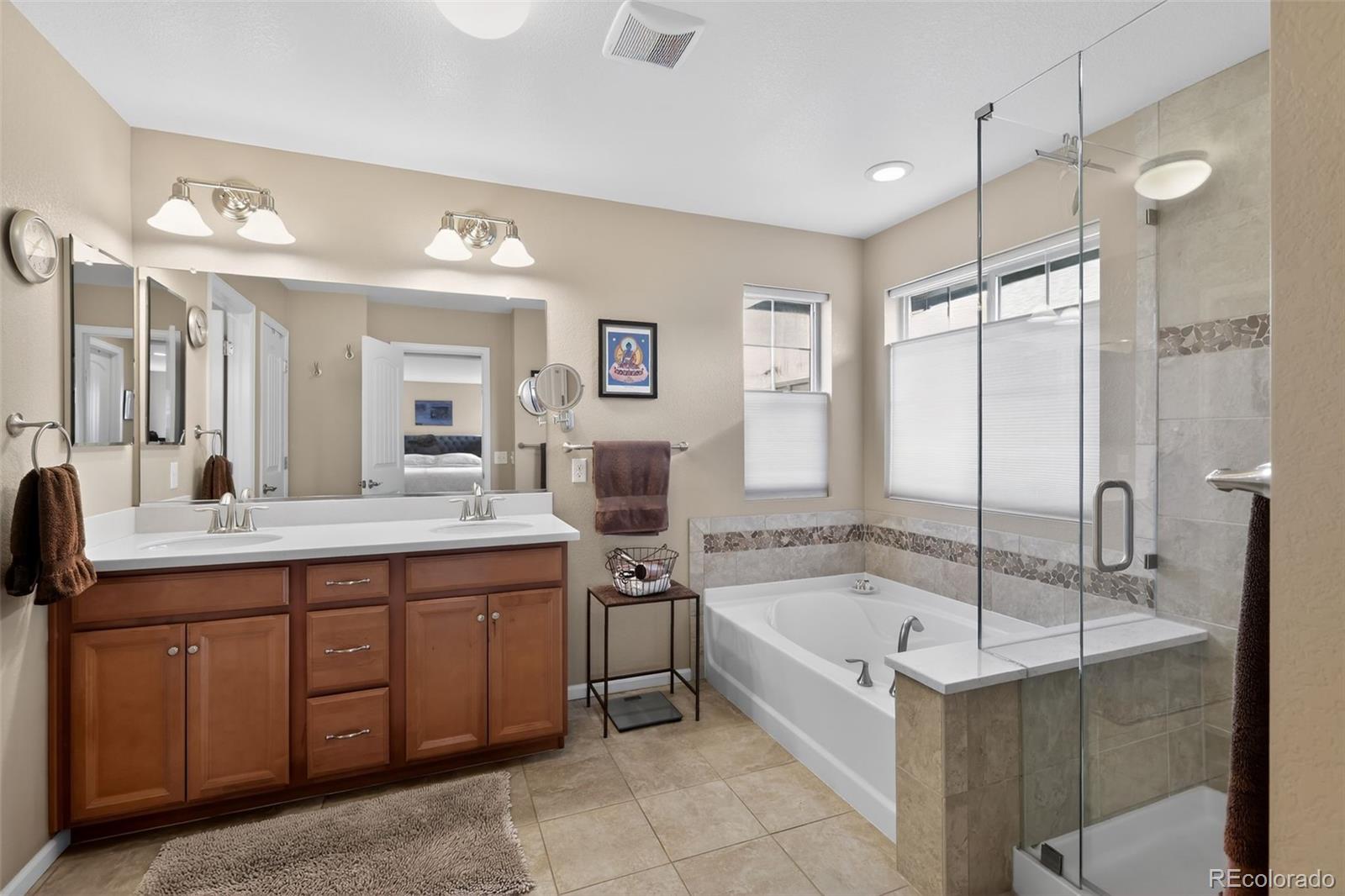 MLS Image #15 for 5480 n xenia street,denver, Colorado