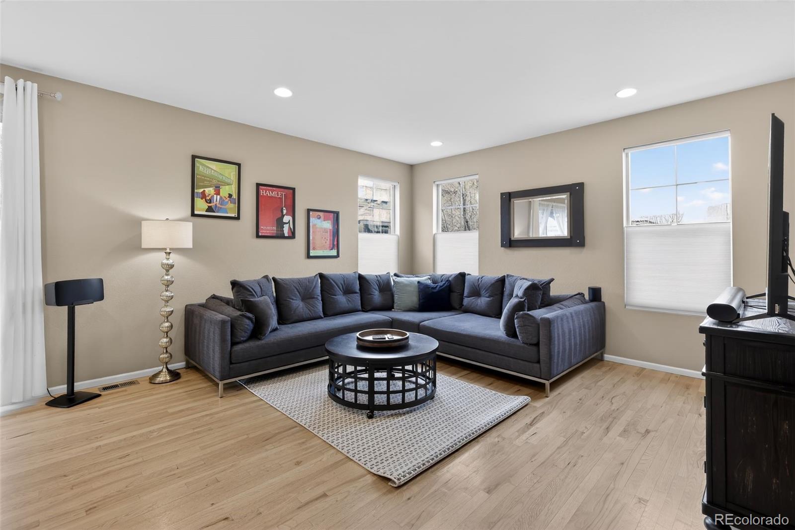 MLS Image #4 for 5480 n xenia street,denver, Colorado