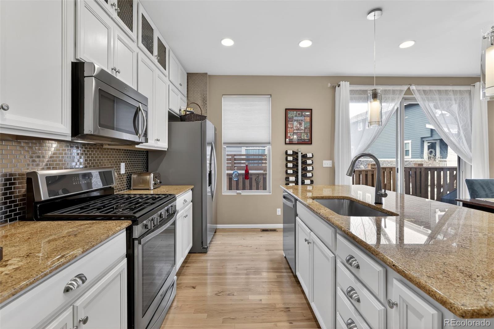 MLS Image #9 for 5480 n xenia street,denver, Colorado