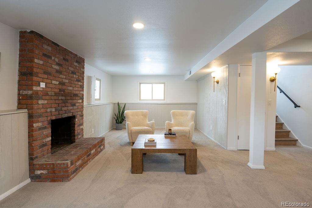 MLS Image #13 for 2300 s krameria street,denver, Colorado