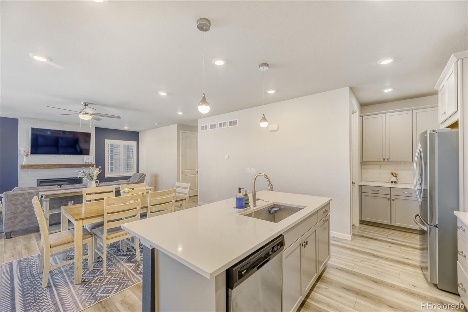 MLS Image #10 for 1526  golden sill drive,castle pines, Colorado