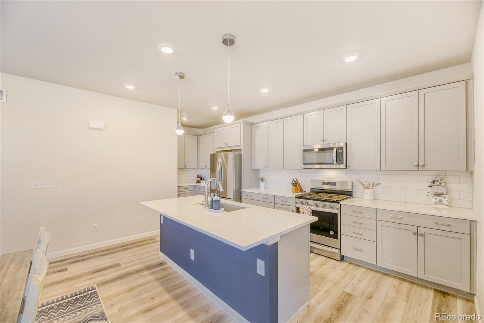 MLS Image #9 for 1526  golden sill drive,castle pines, Colorado