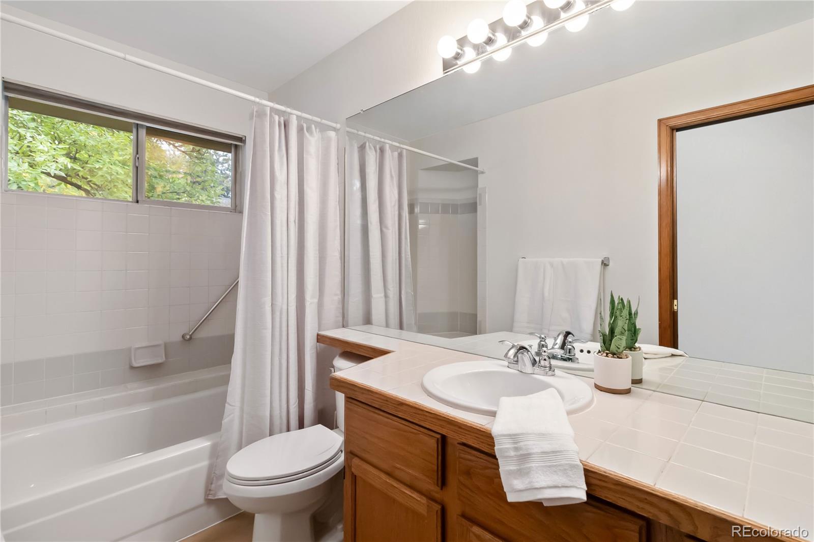 MLS Image #10 for 2136 s scranton way ,aurora, Colorado