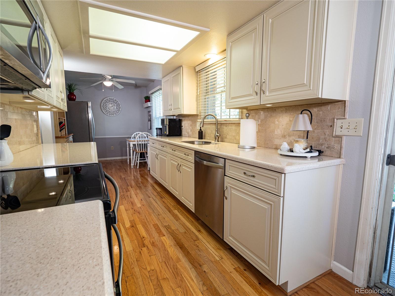MLS Image #10 for 14613 e harvard avenue,aurora, Colorado