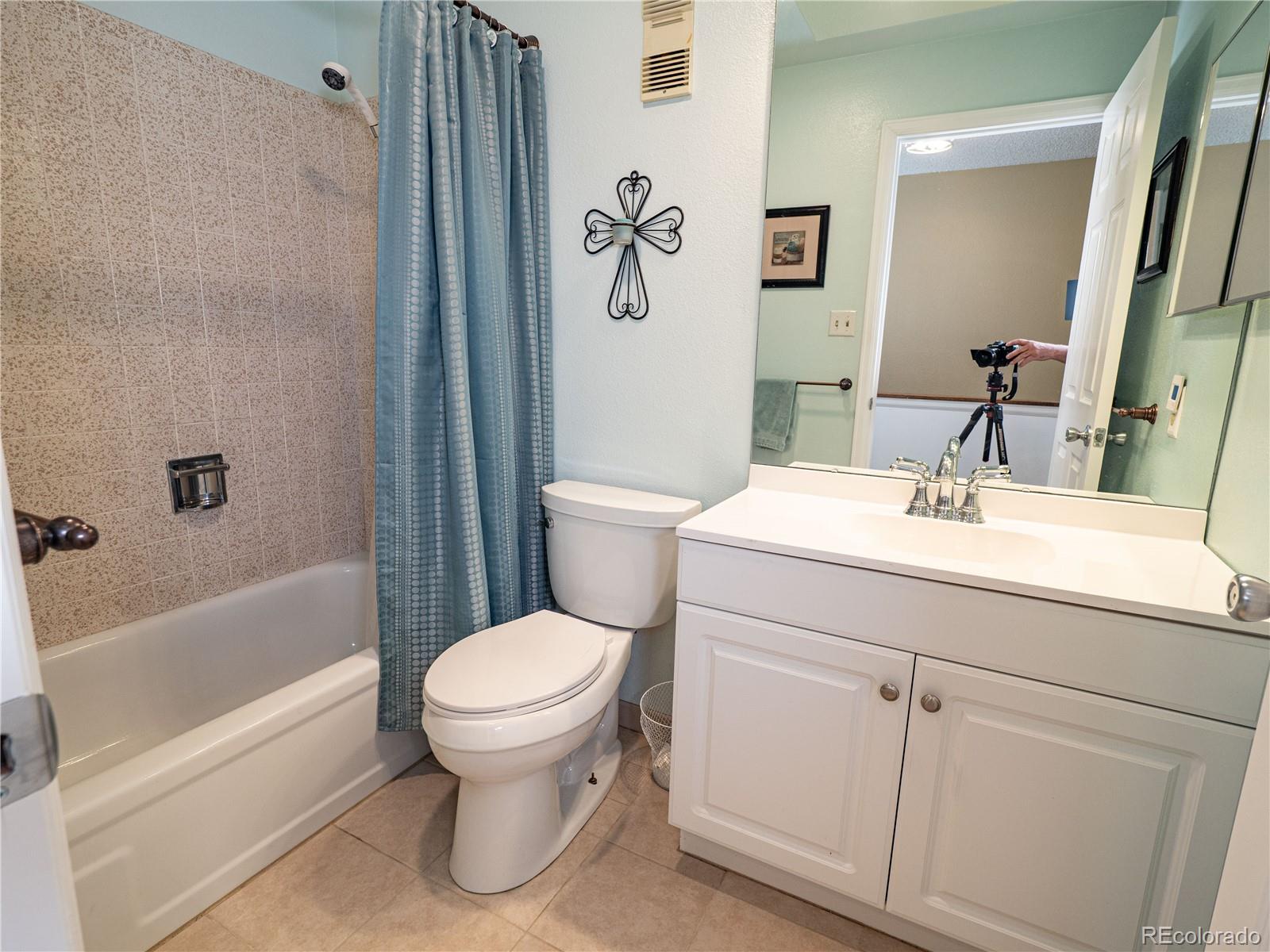MLS Image #20 for 14613 e harvard avenue,aurora, Colorado