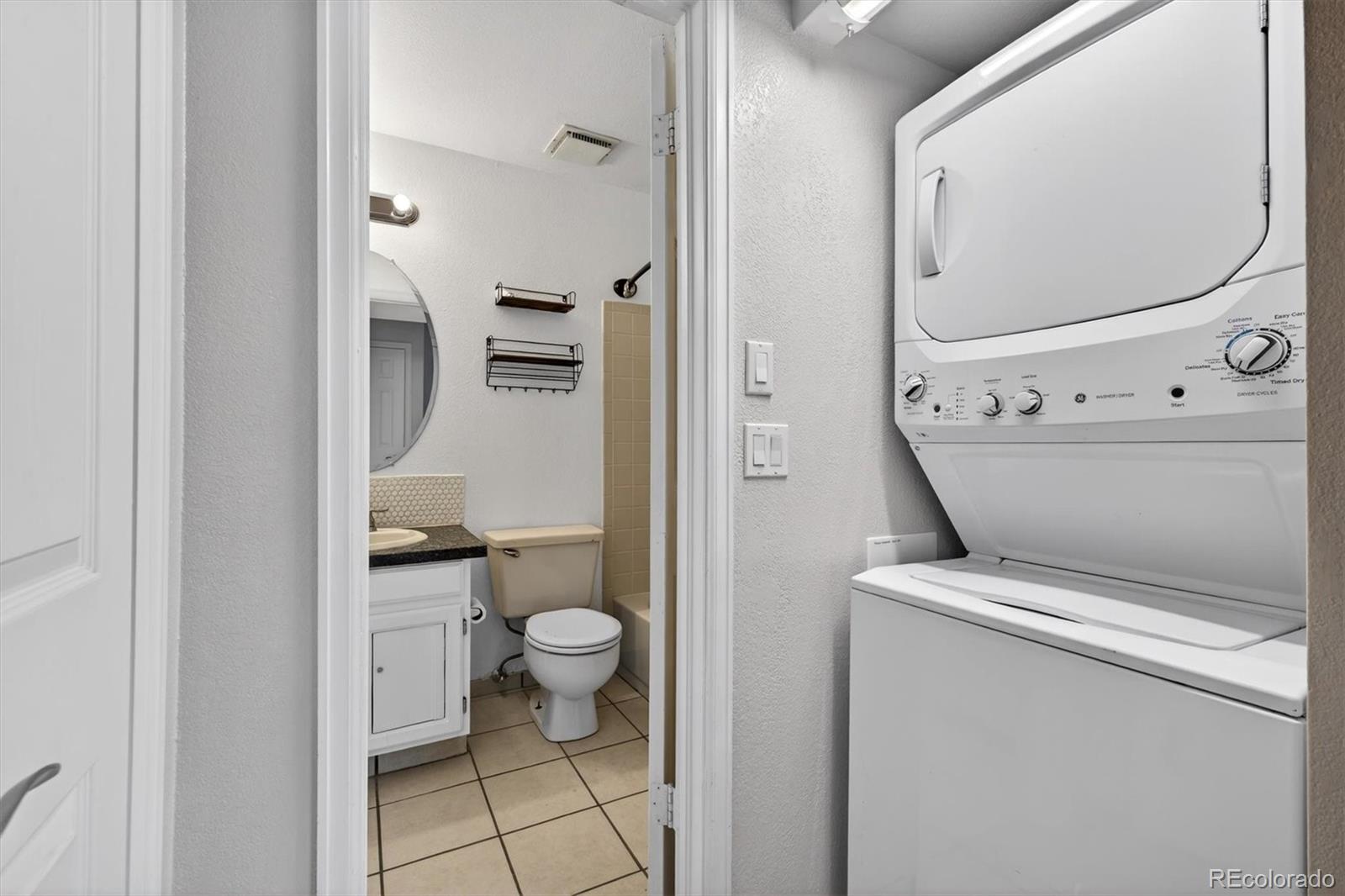 MLS Image #18 for 3600 s pierce street,denver, Colorado