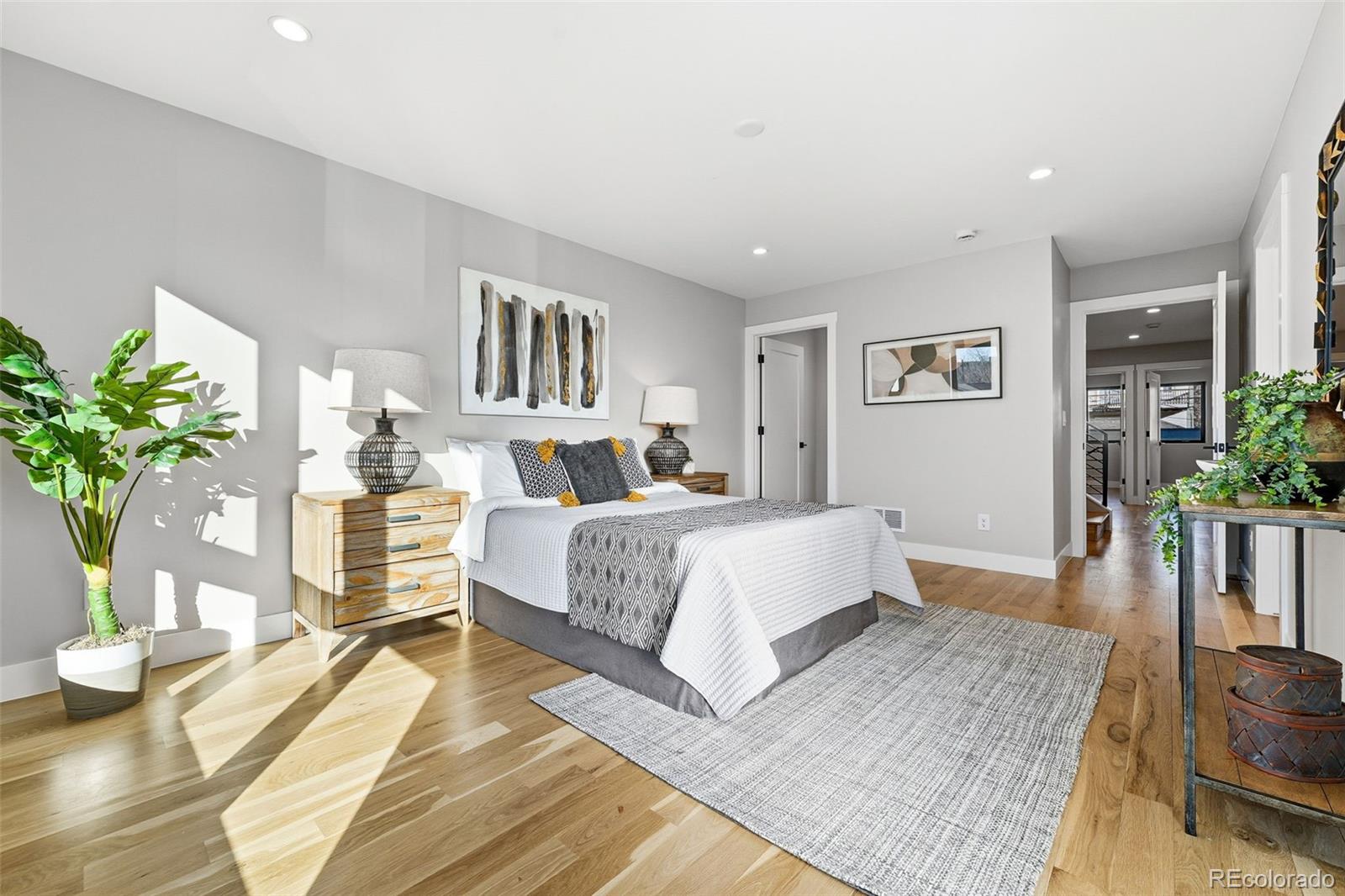 MLS Image #14 for 2186 s sherman street,denver, Colorado