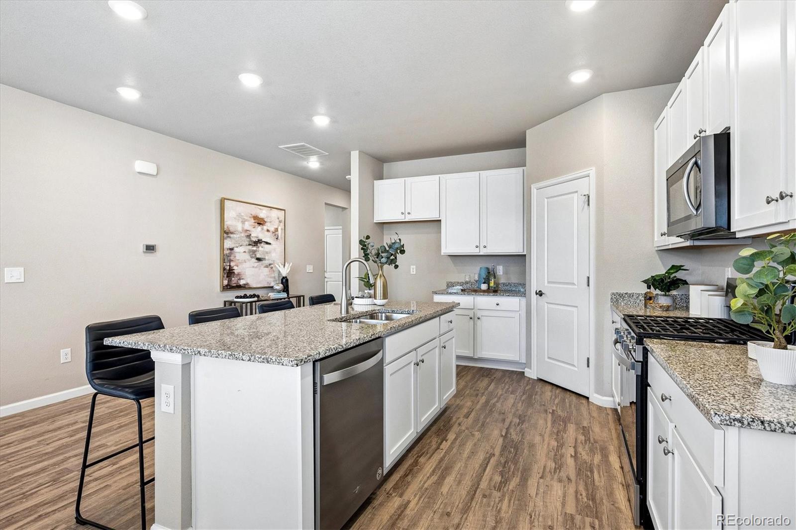 MLS Image #10 for 44 s titus street,aurora, Colorado