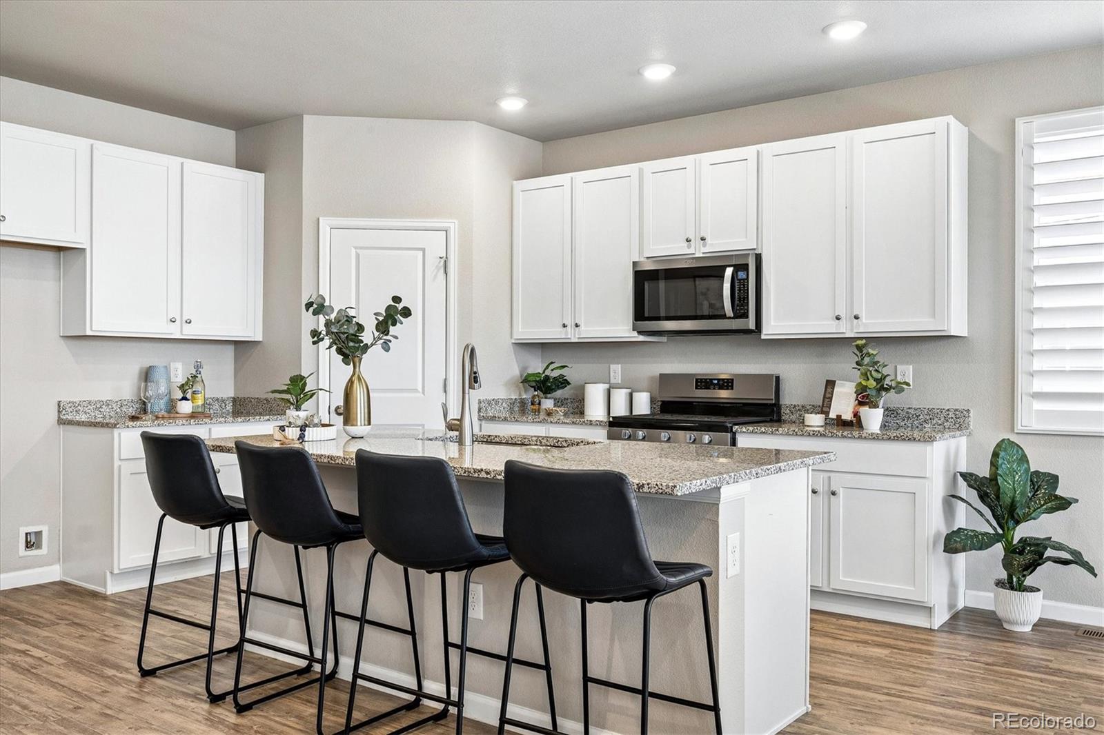 MLS Image #8 for 44 s titus street,aurora, Colorado