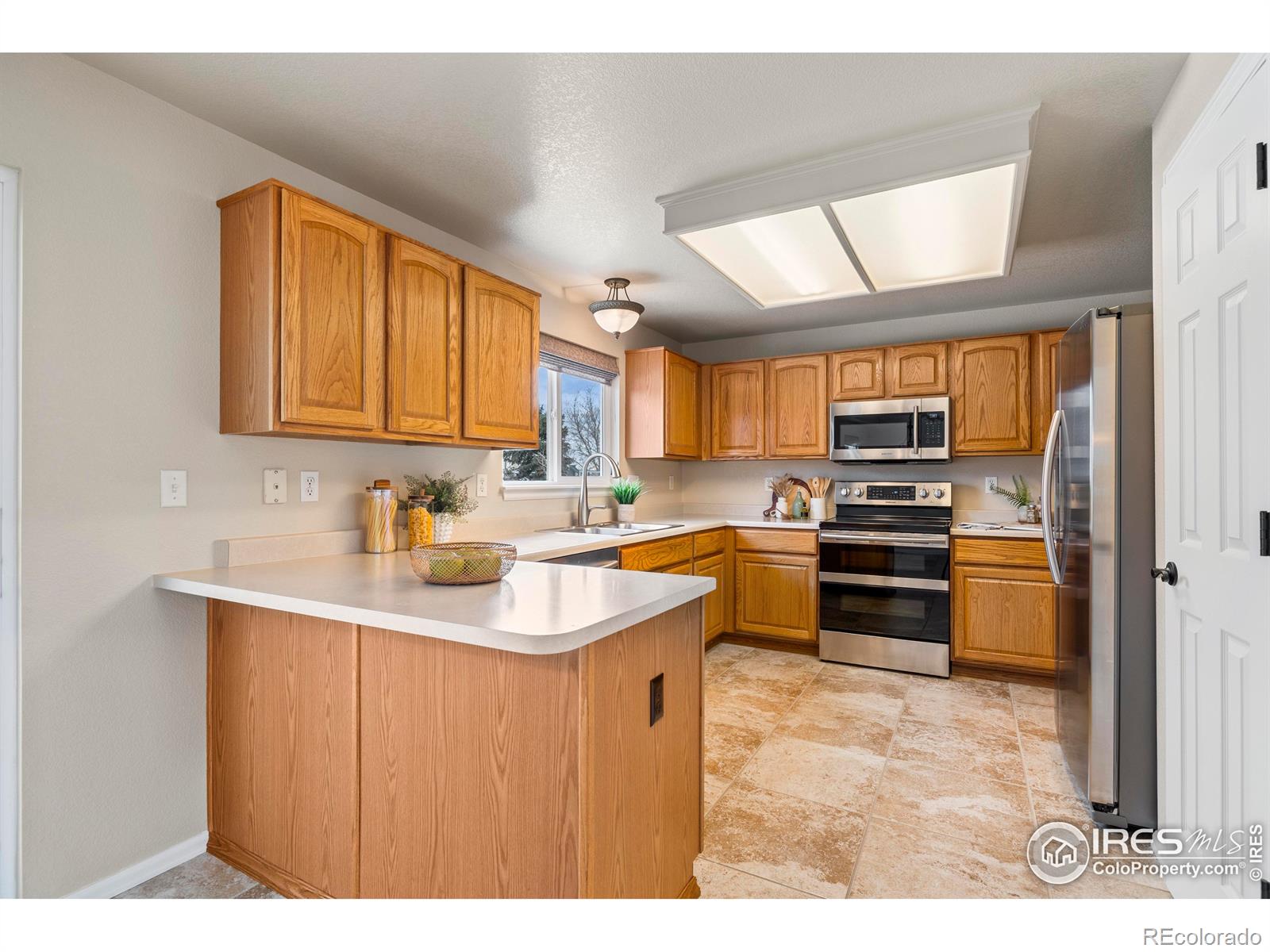 MLS Image #10 for 13966  forest street,thornton, Colorado