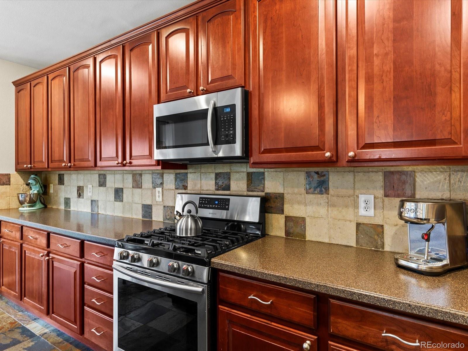 MLS Image #10 for 13249  lost lake way,broomfield, Colorado