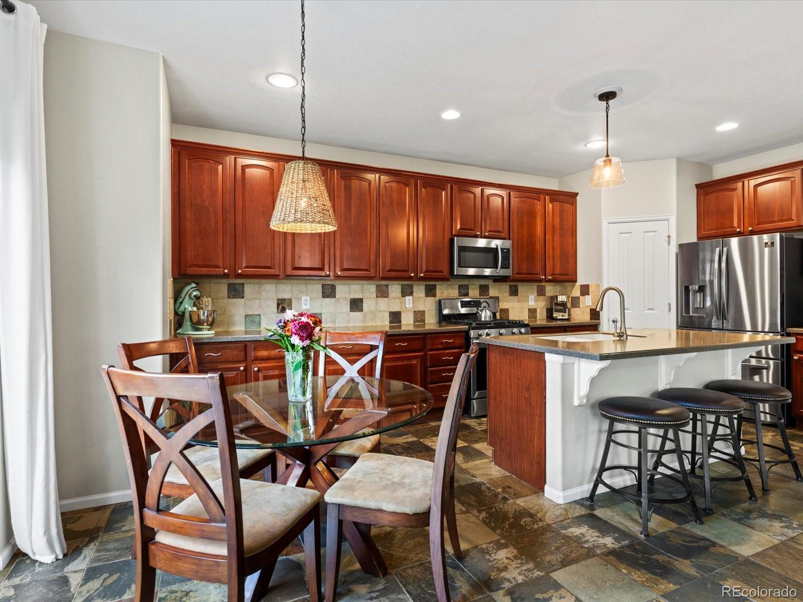MLS Image #14 for 13249  lost lake way,broomfield, Colorado