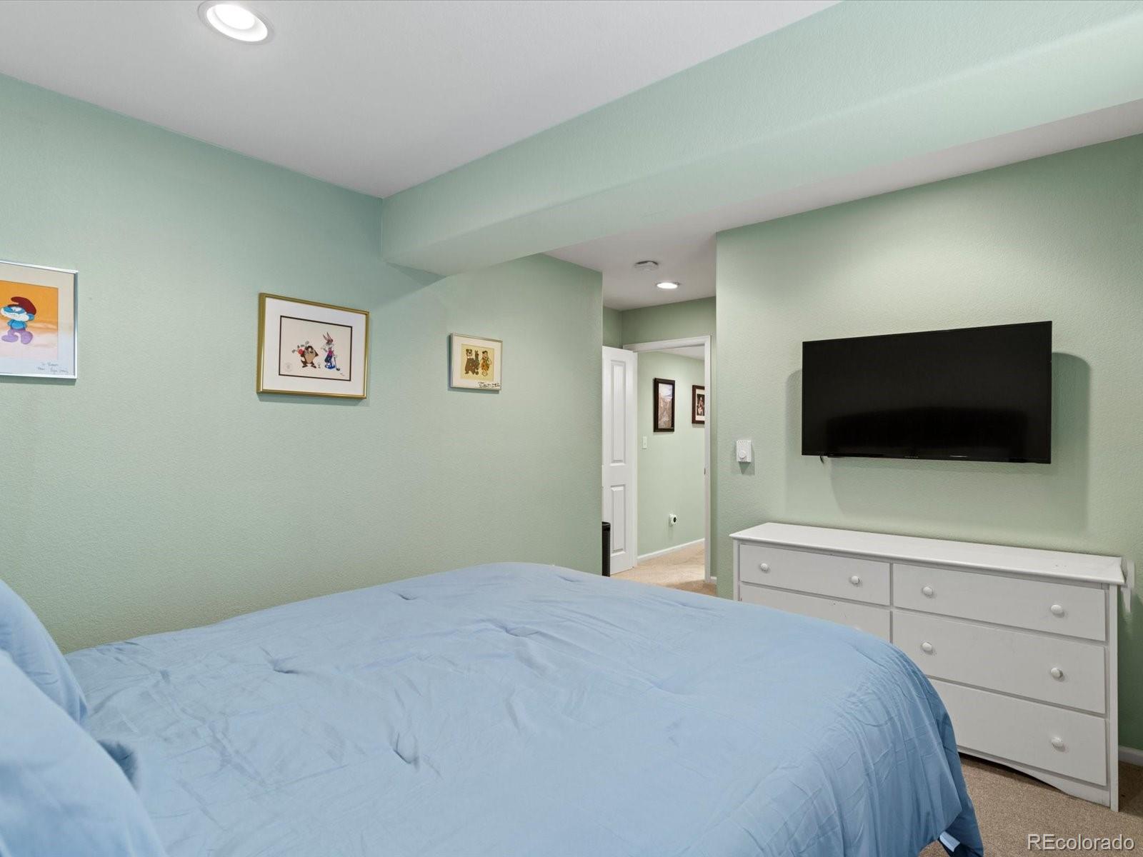 MLS Image #32 for 13249  lost lake way,broomfield, Colorado