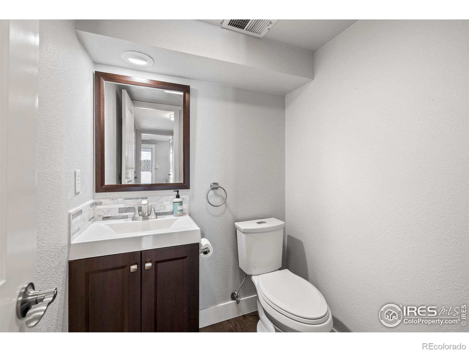MLS Image #10 for 1303  baretta drive,loveland, Colorado