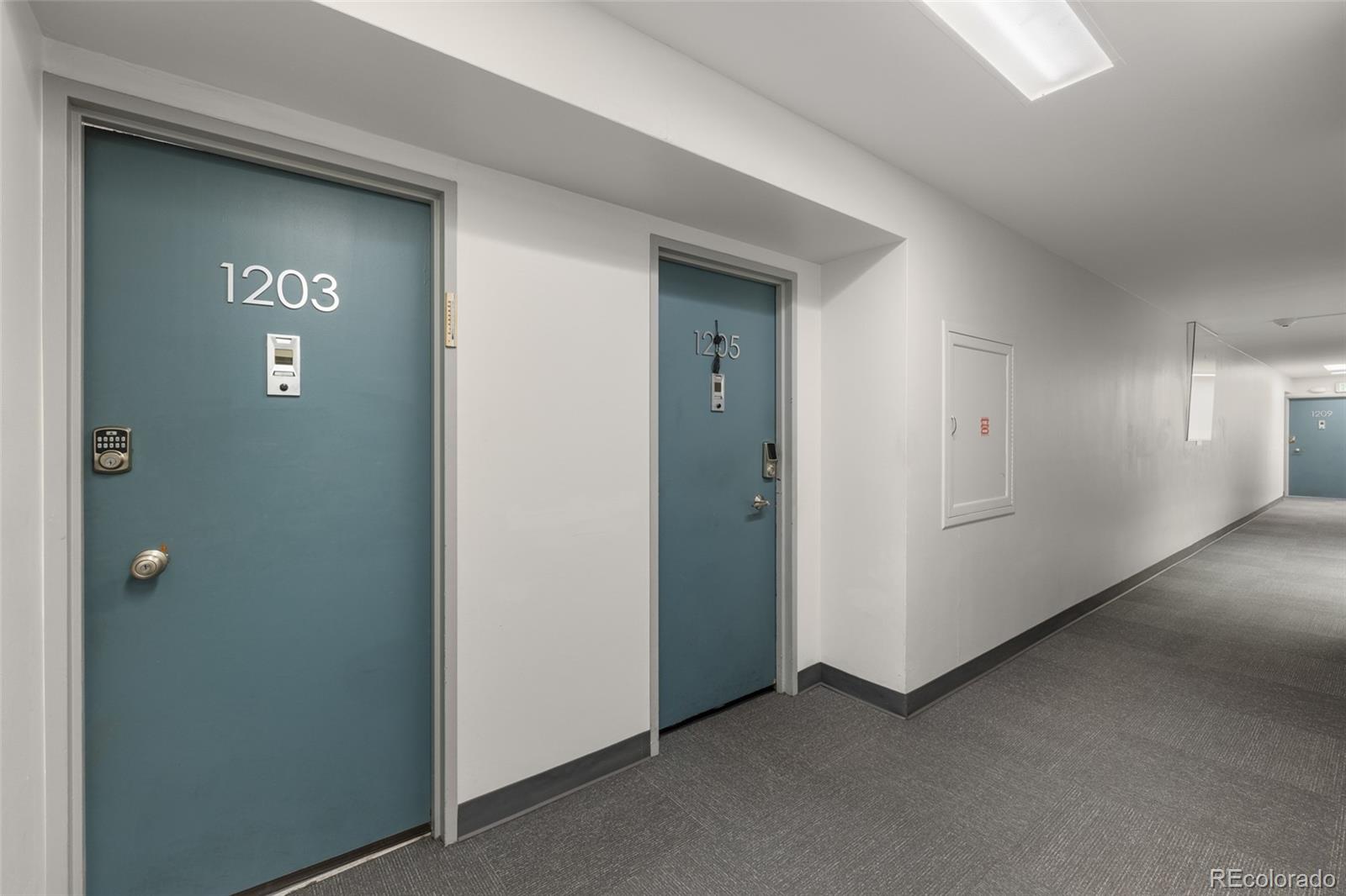 MLS Image #23 for 790 n washington street 1203,denver, Colorado