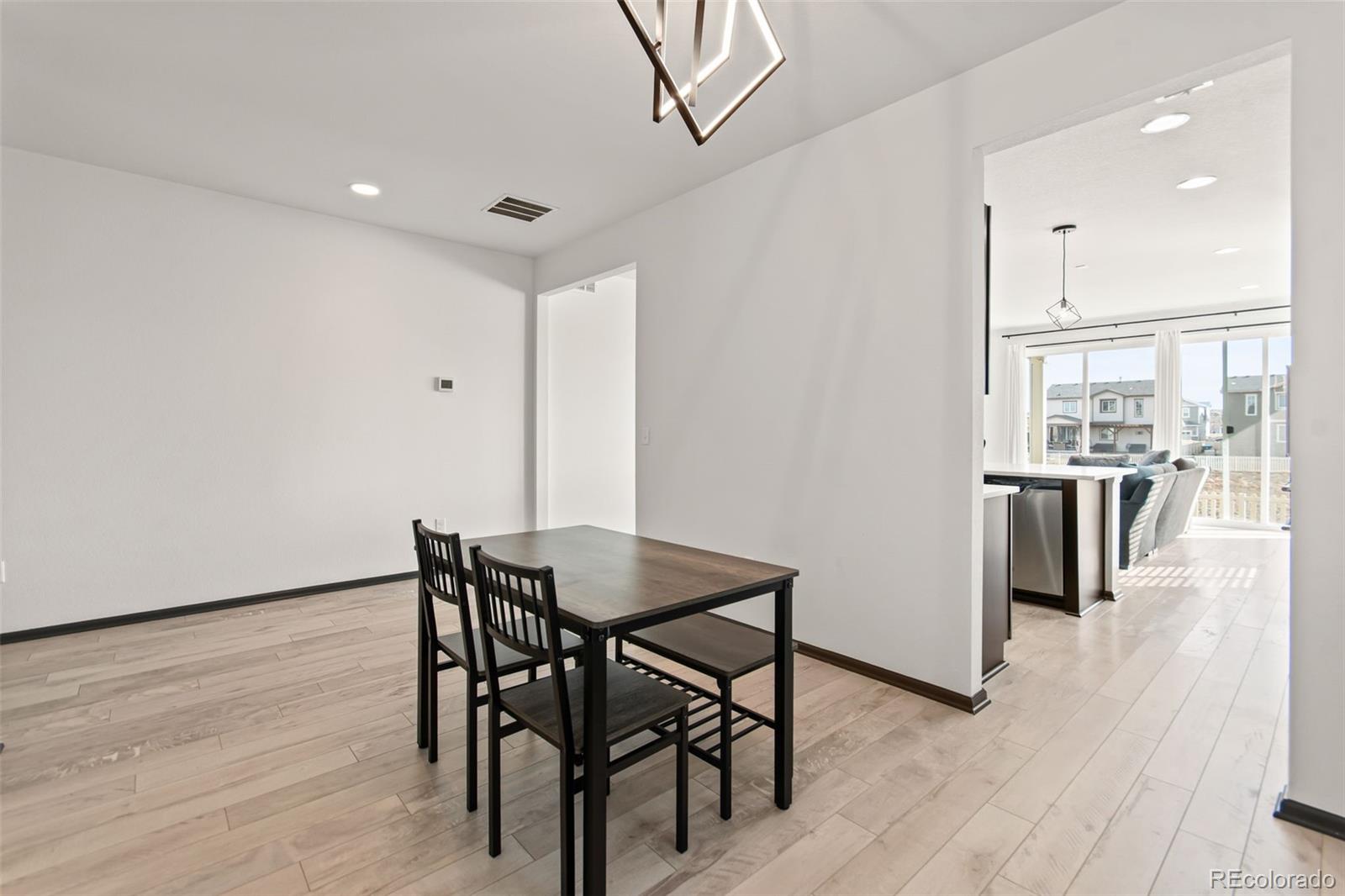 MLS Image #10 for 10476  akron street,commerce city, Colorado