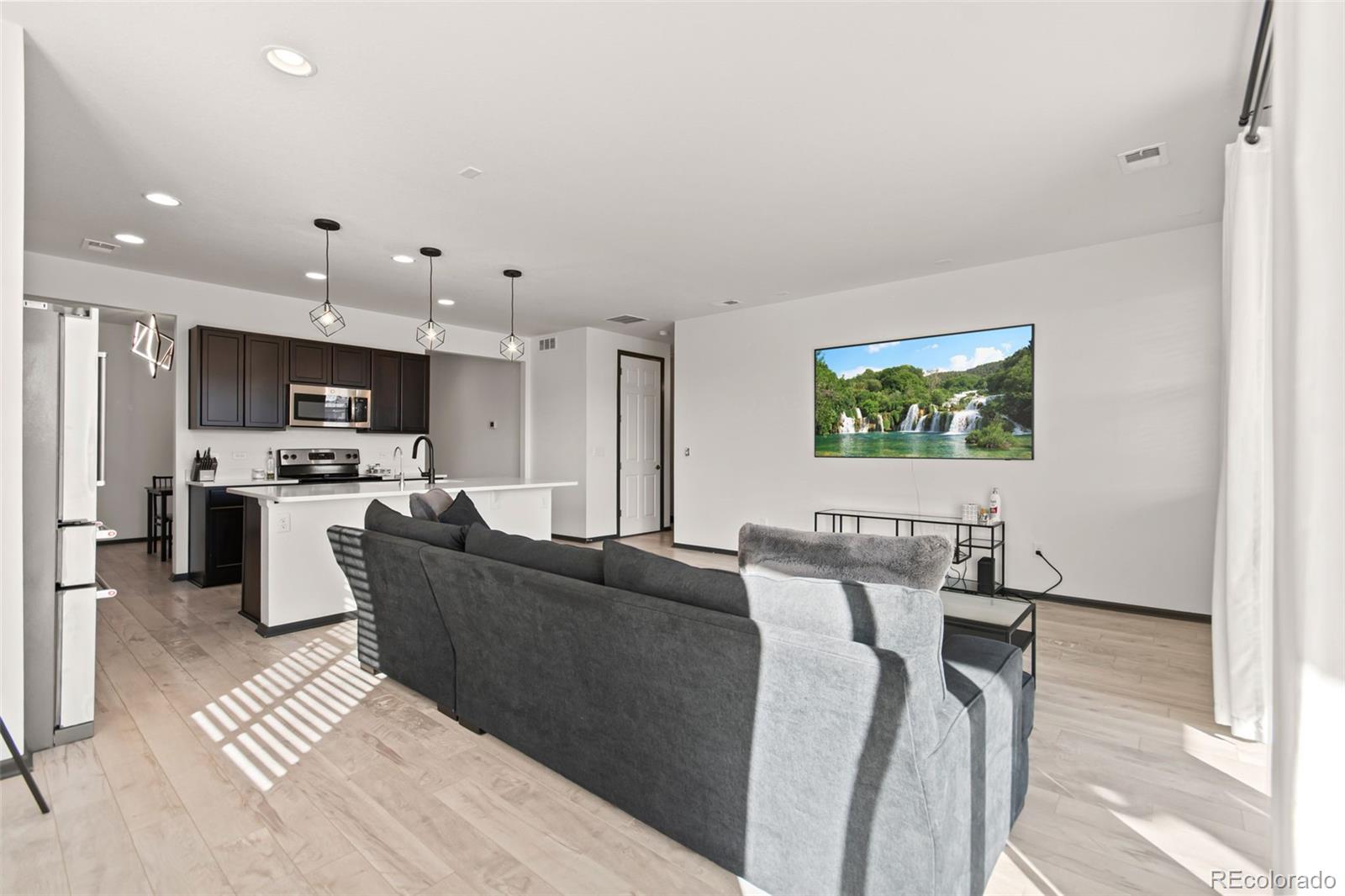 MLS Image #19 for 10476  akron street,commerce city, Colorado