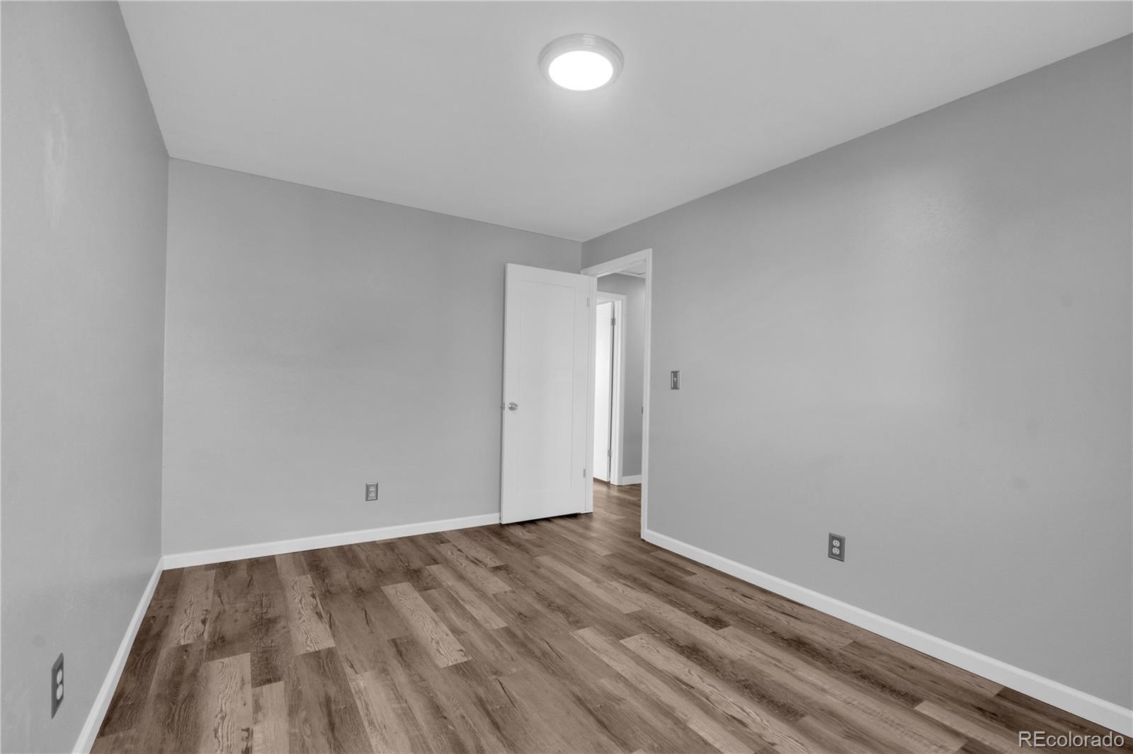 MLS Image #12 for 3348 s elkhart street,aurora, Colorado