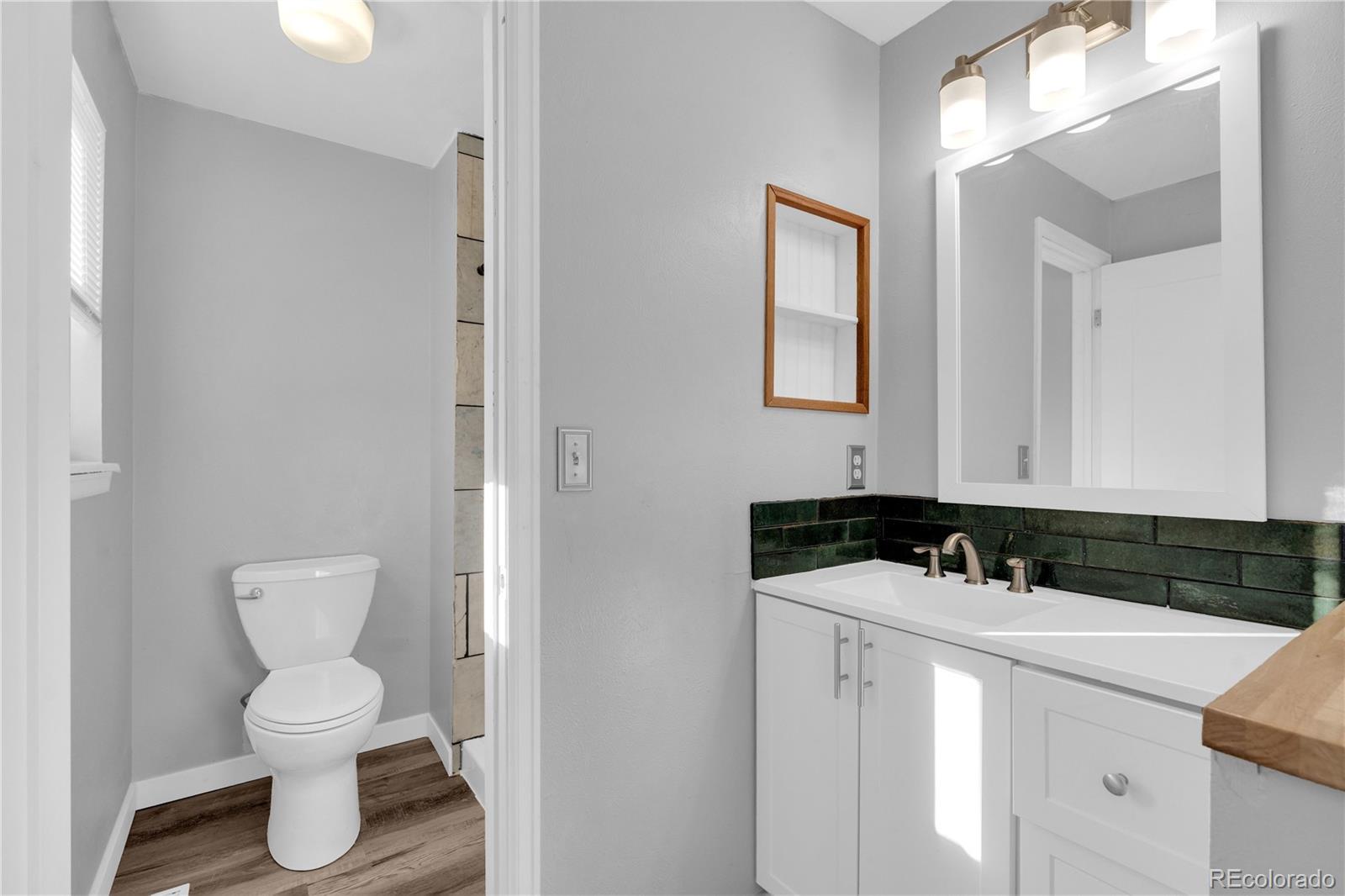 MLS Image #13 for 3348 s elkhart street,aurora, Colorado