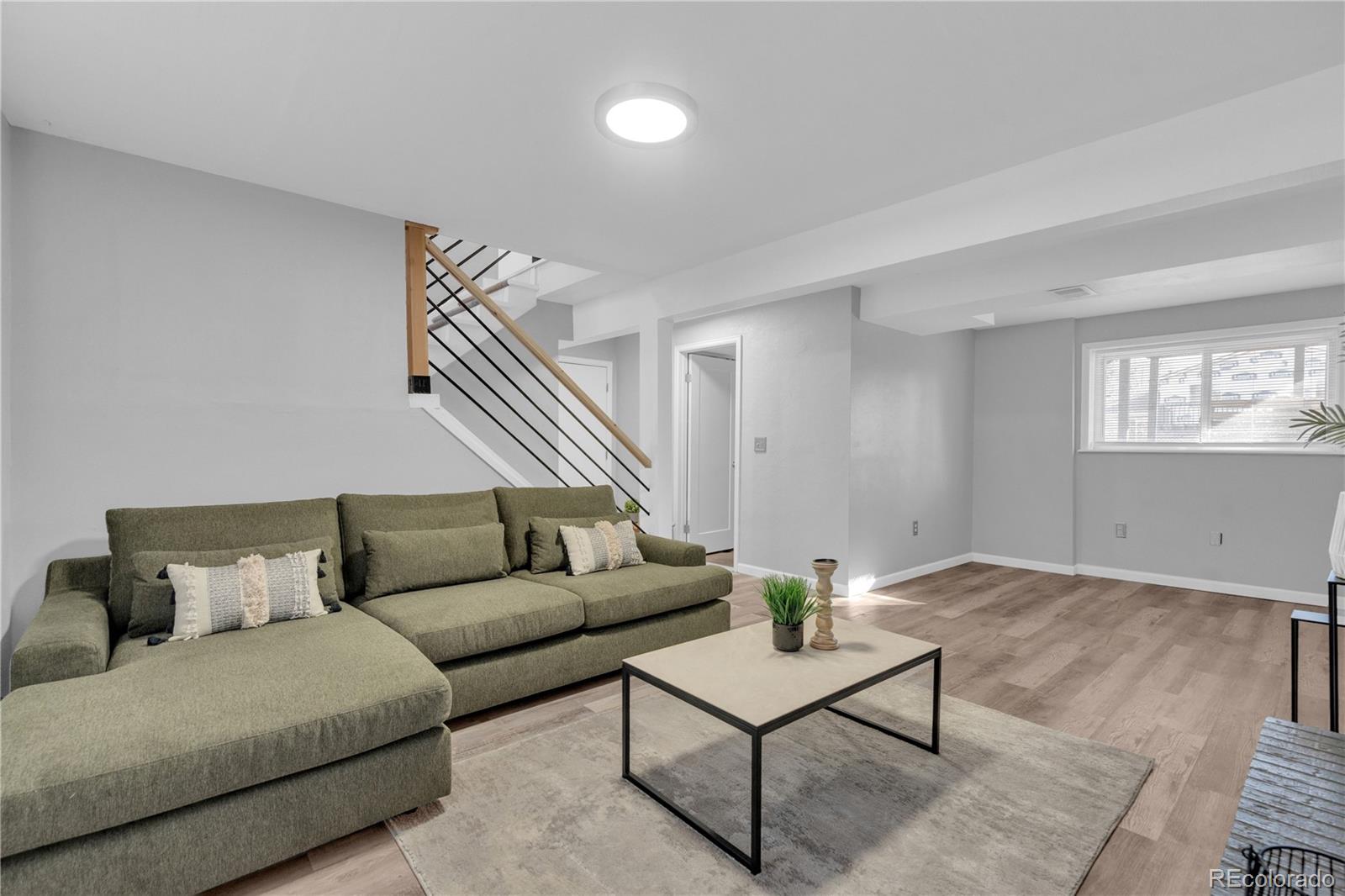 MLS Image #17 for 3348 s elkhart street,aurora, Colorado