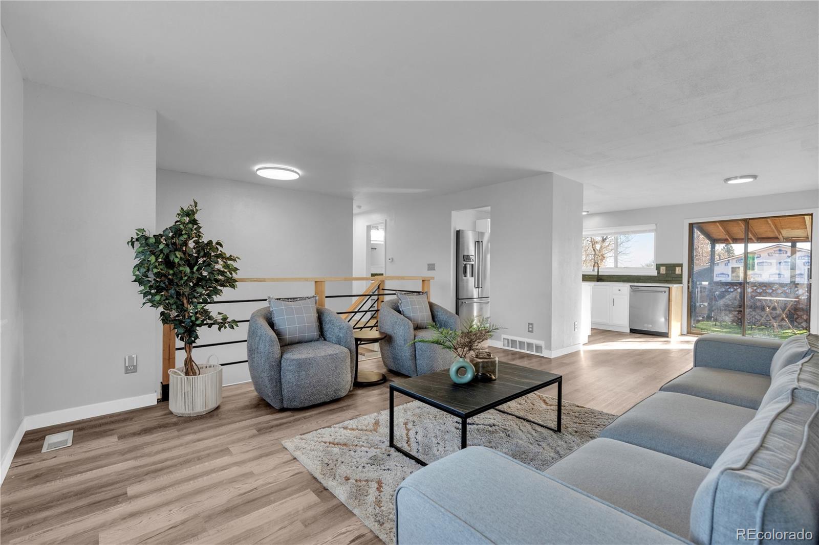 MLS Image #4 for 3348 s elkhart street,aurora, Colorado