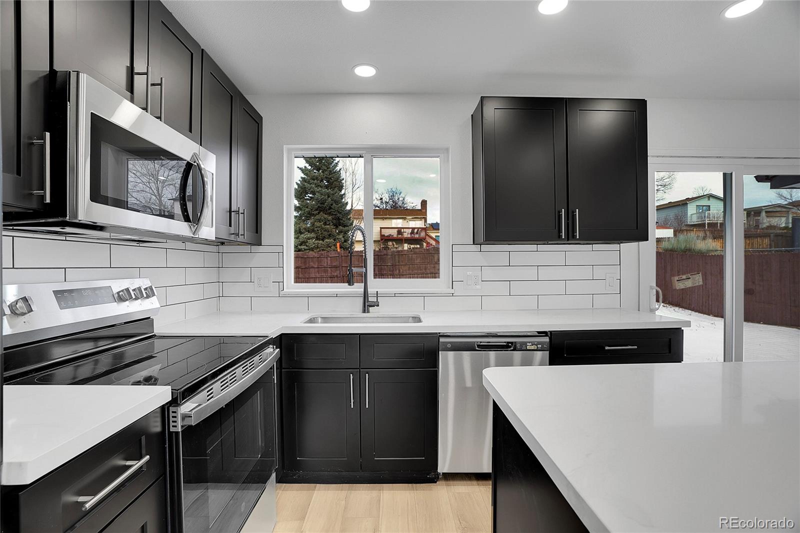 MLS Image #11 for 1262 s olathe way,aurora, Colorado