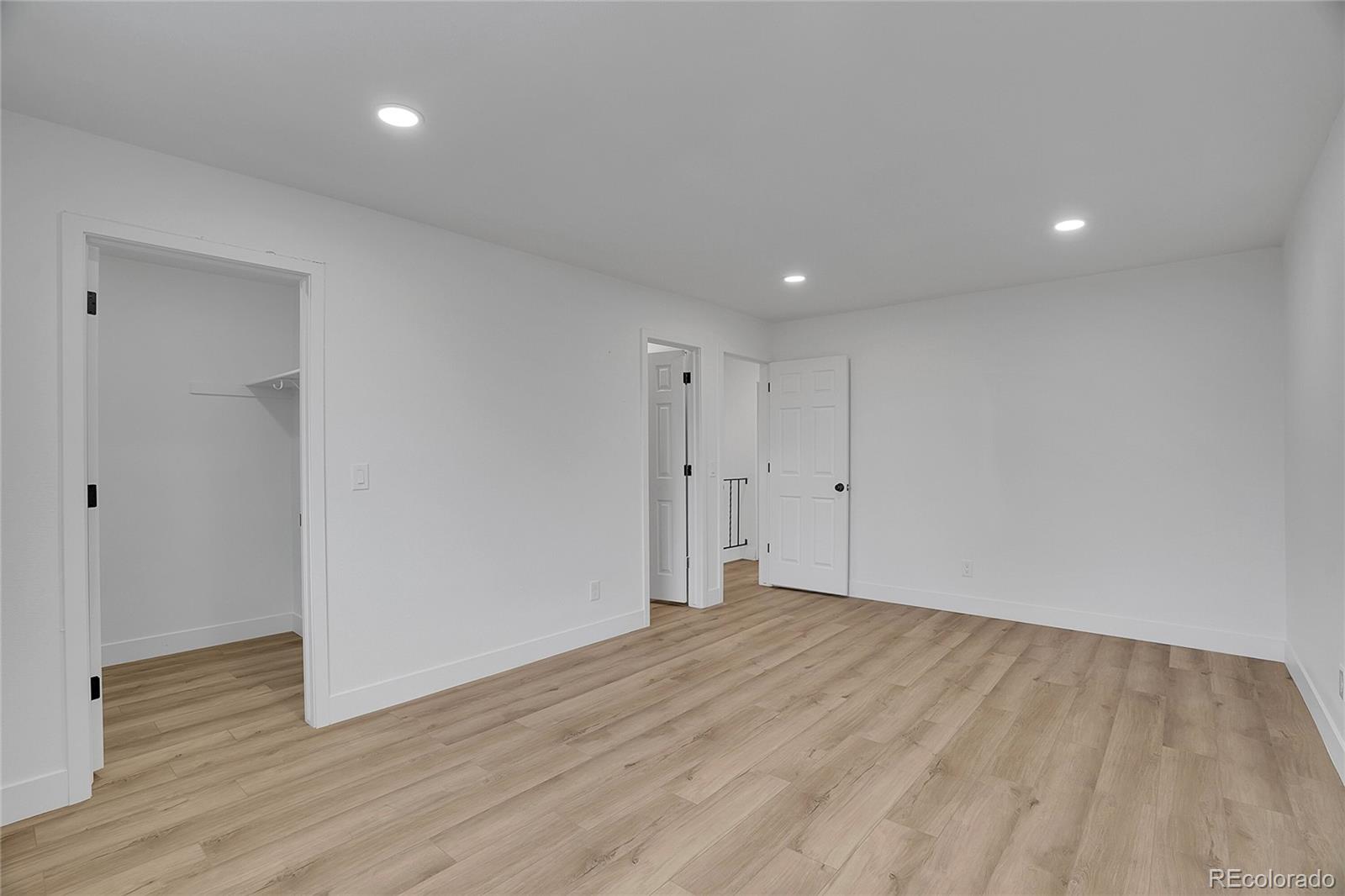MLS Image #14 for 1262 s olathe way,aurora, Colorado