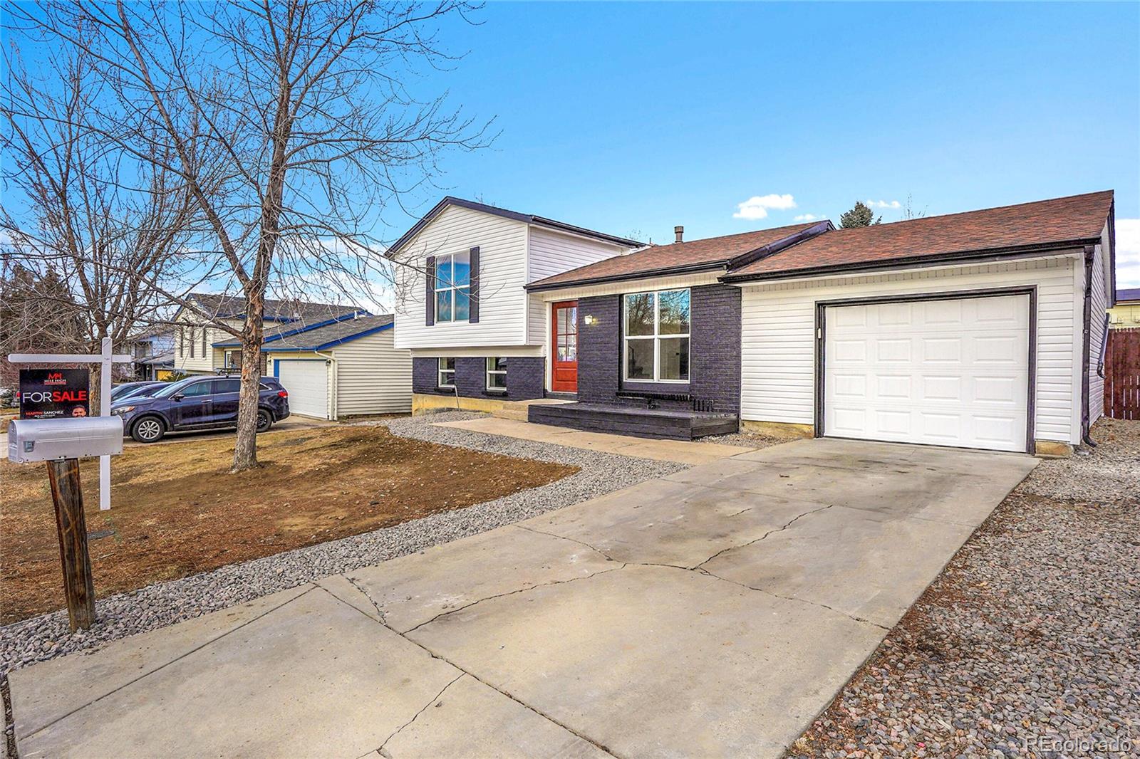 MLS Image #2 for 1262 s olathe way,aurora, Colorado