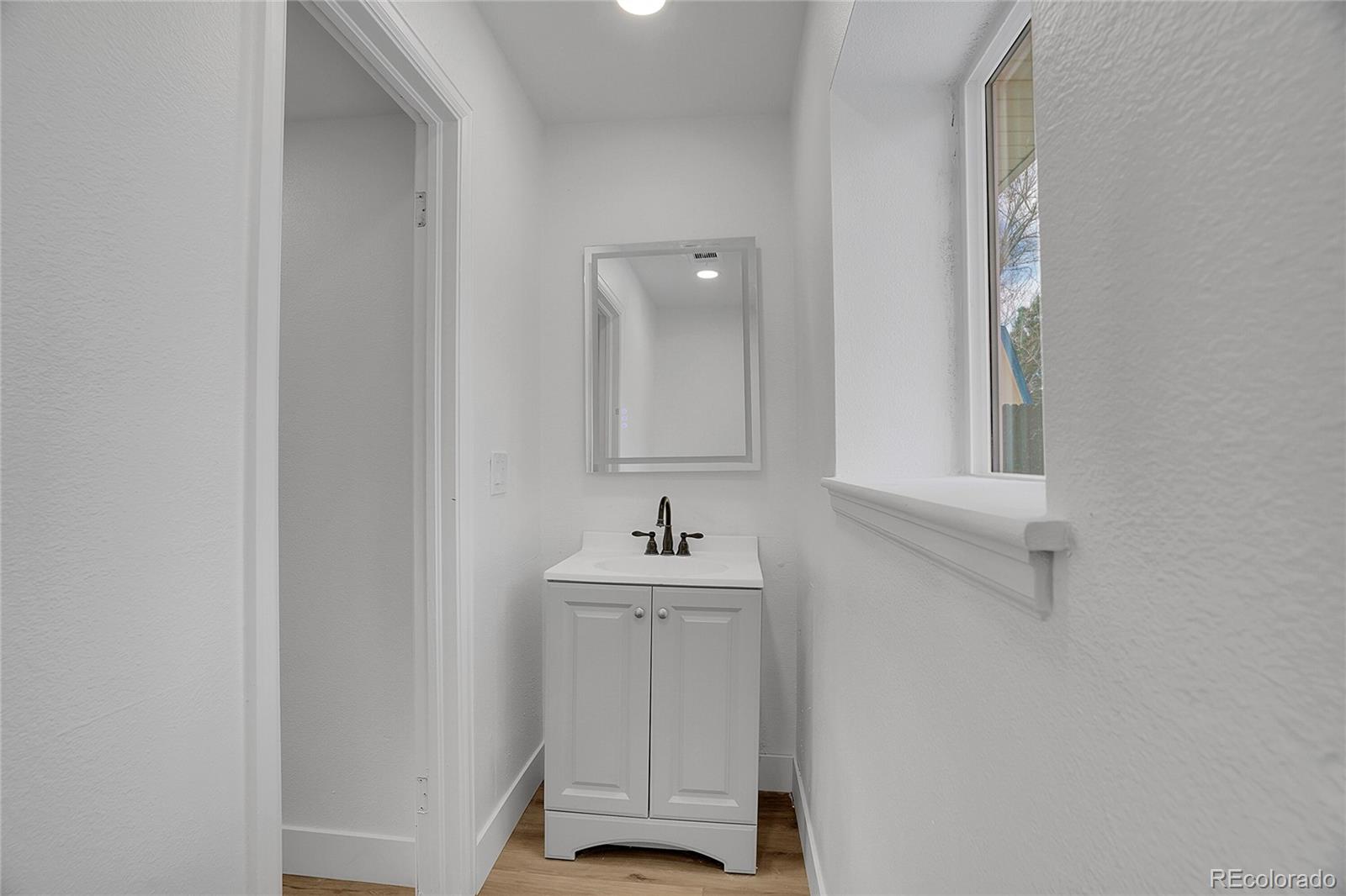 MLS Image #25 for 1262 s olathe way,aurora, Colorado