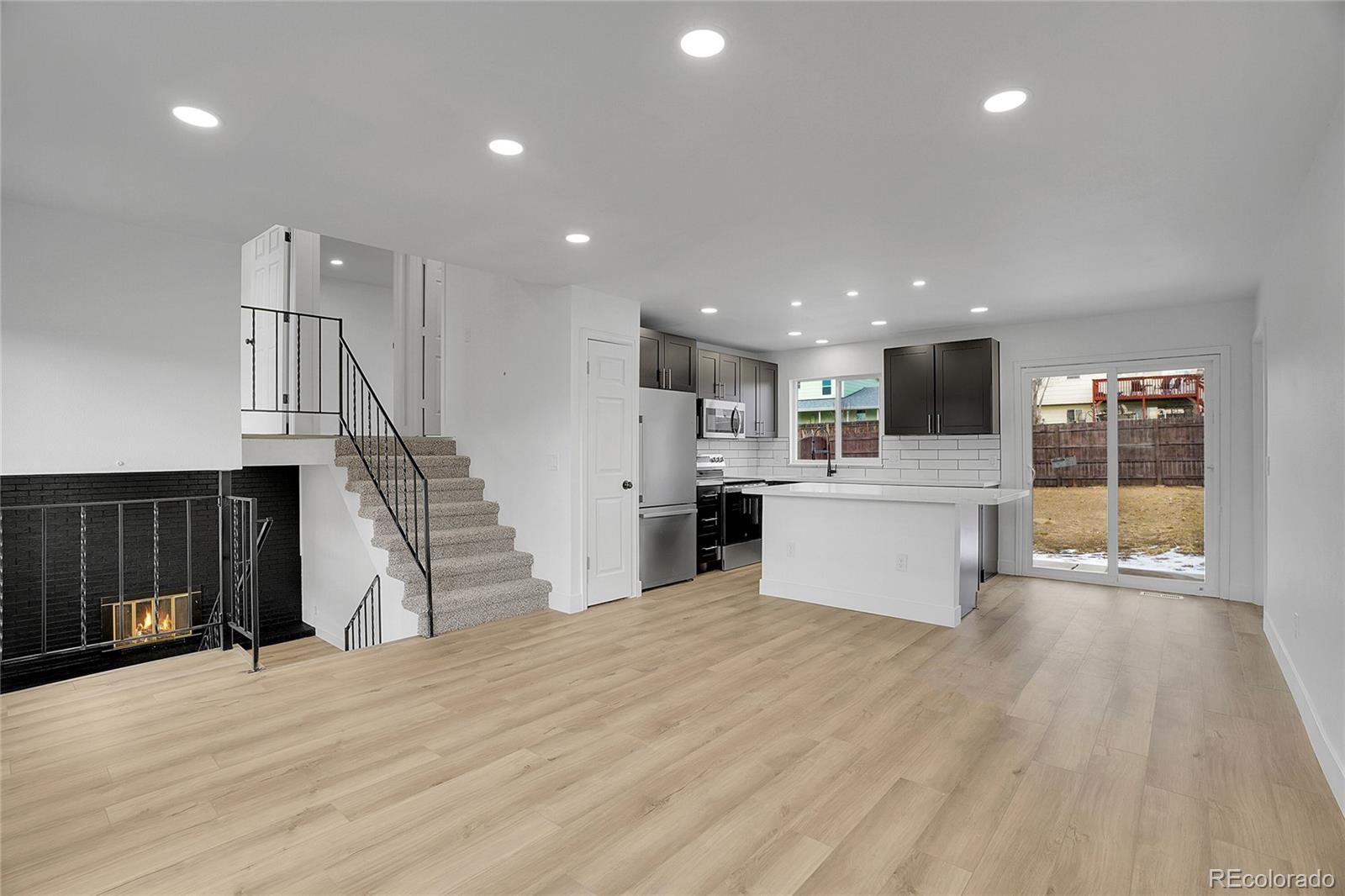 MLS Image #6 for 1262 s olathe way,aurora, Colorado