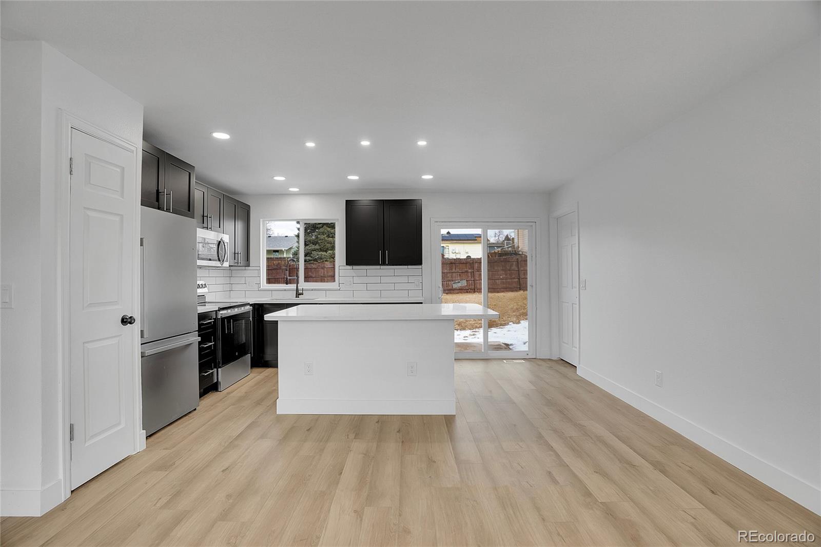 MLS Image #7 for 1262 s olathe way,aurora, Colorado