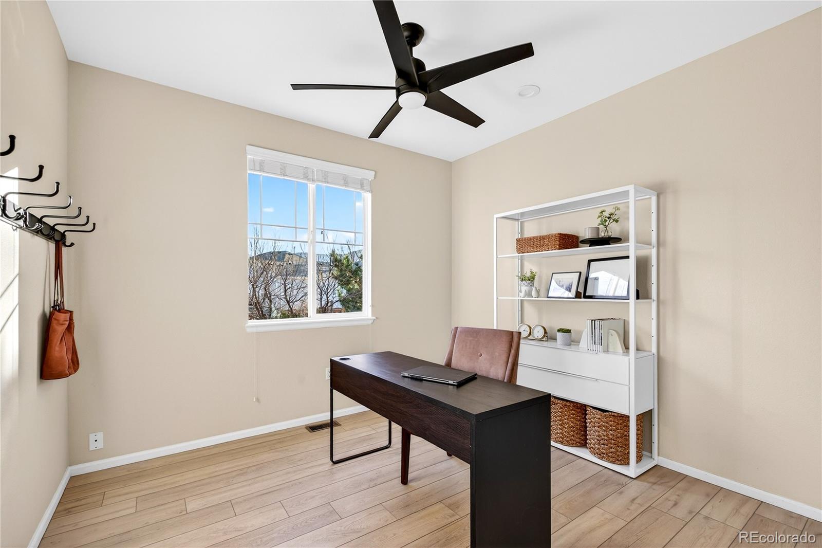 MLS Image #20 for 8371  snaffle bit court,littleton, Colorado