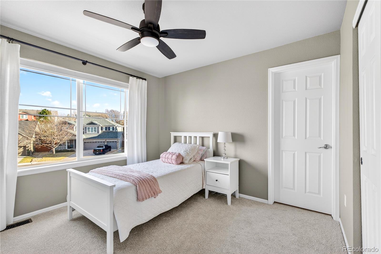 MLS Image #29 for 8371  snaffle bit court,littleton, Colorado