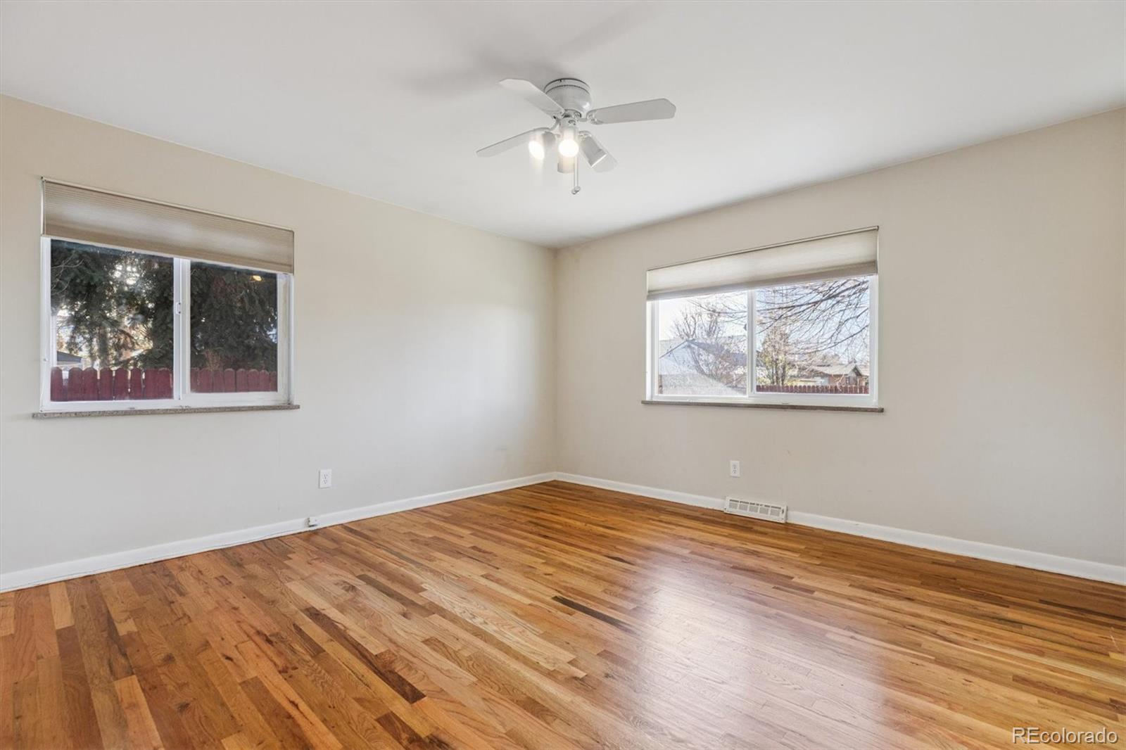 MLS Image #14 for 3031 s university boulevard,denver, Colorado