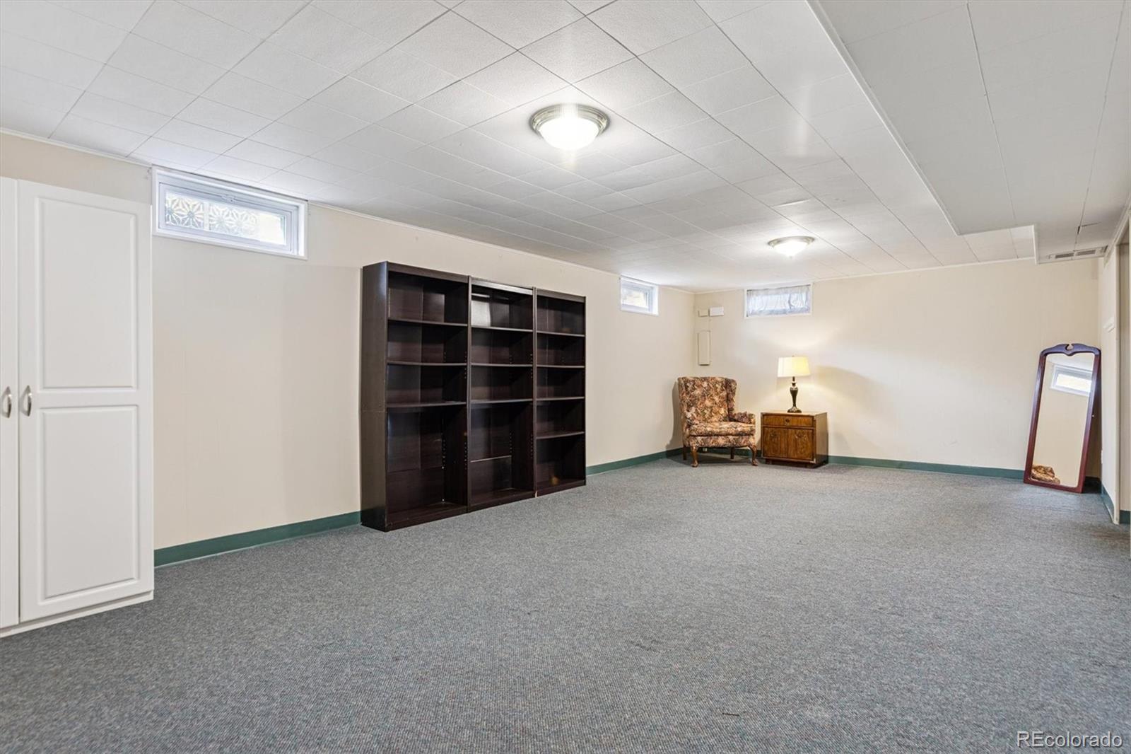 MLS Image #20 for 3031 s university boulevard,denver, Colorado