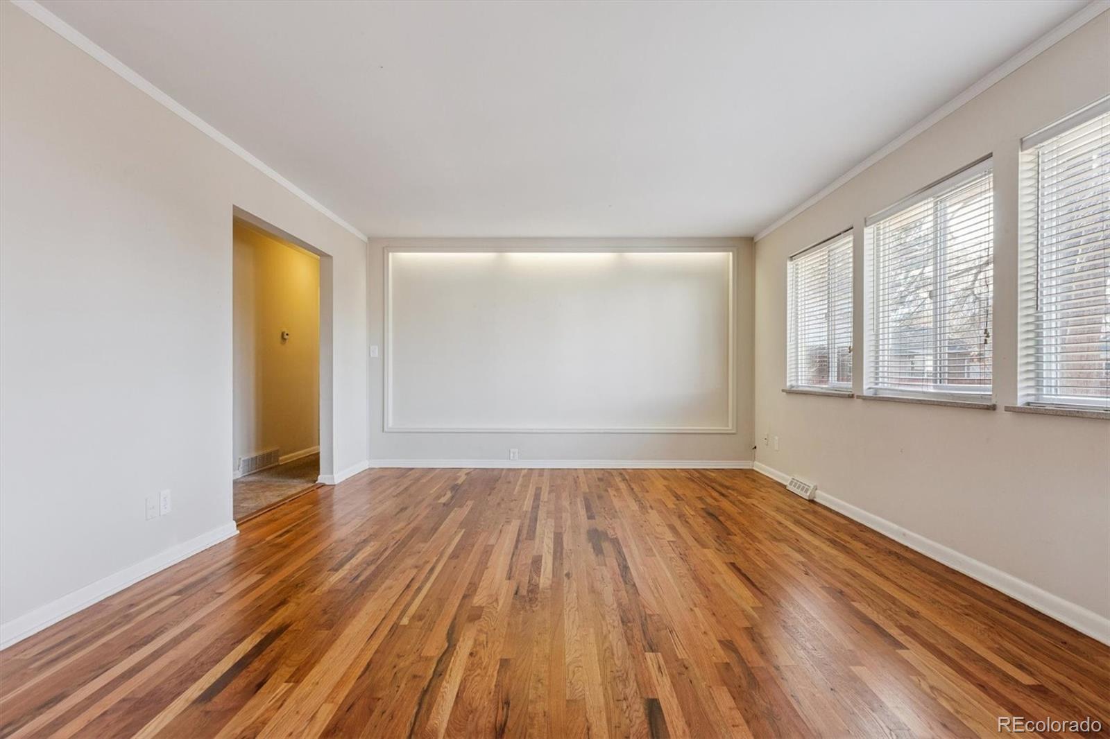 MLS Image #5 for 3031 s university boulevard,denver, Colorado