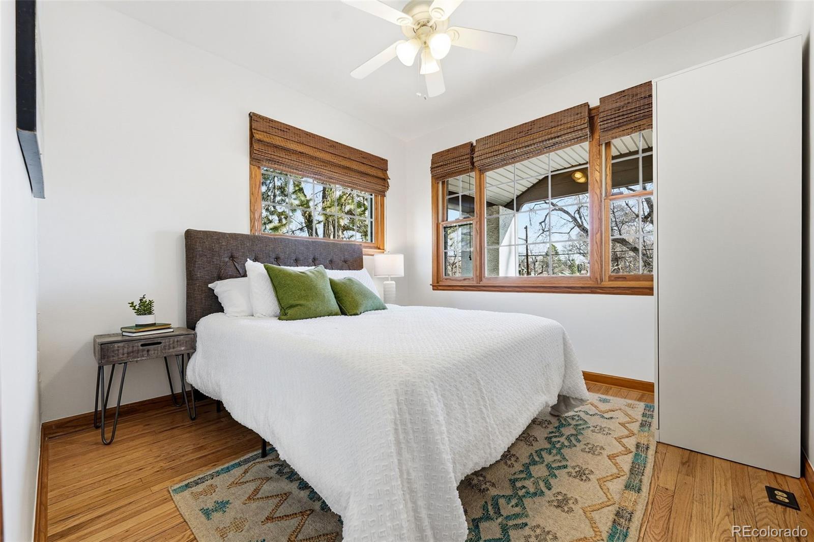 MLS Image #13 for 567  harrison street,denver, Colorado