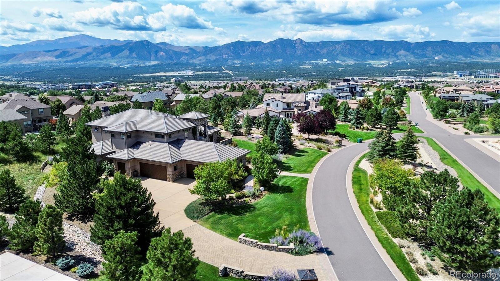 MLS Image #2 for 1575  vine cliff heights,colorado springs, Colorado