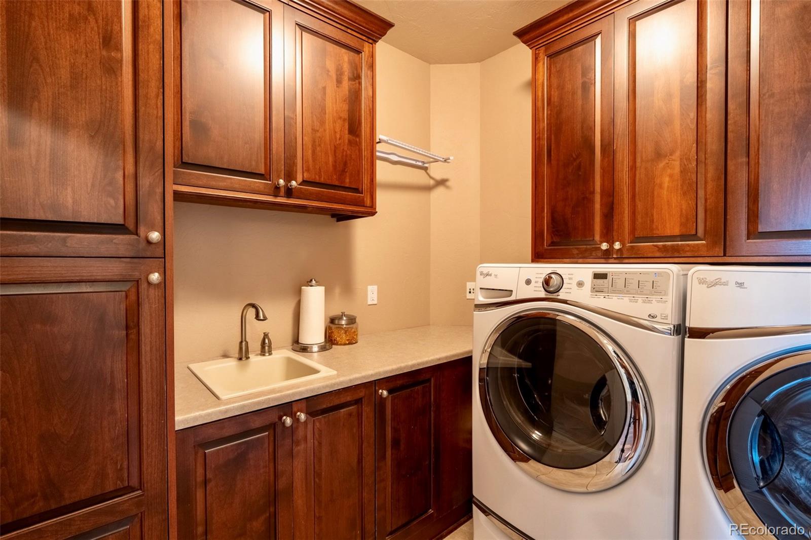 MLS Image #34 for 1575  vine cliff heights,colorado springs, Colorado