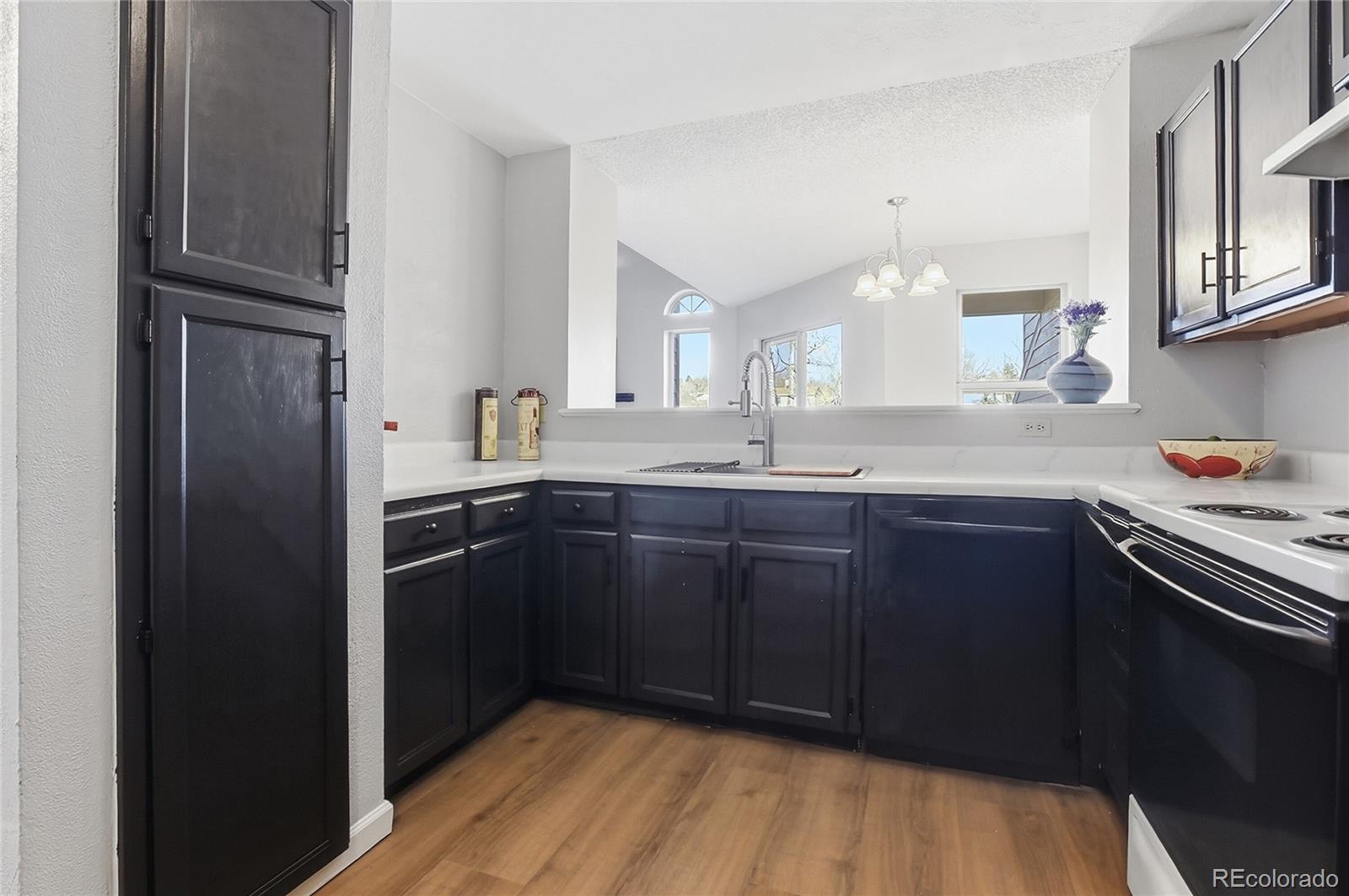 MLS Image #6 for 8857 w plymouth avenue,littleton, Colorado