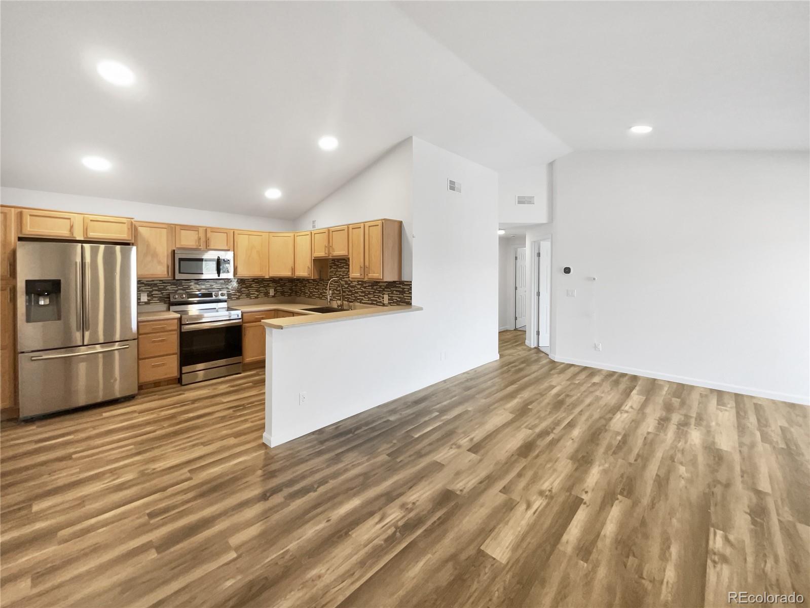 MLS Image #8 for 875 e 78th avenue,denver, Colorado