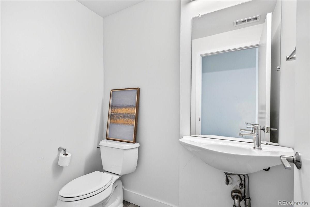 MLS Image #7 for 3520 w conejos place 11,denver, Colorado