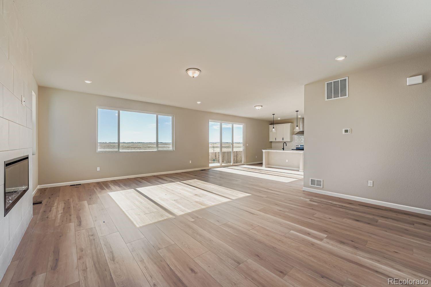 MLS Image #10 for 54900 e 27th avenue,strasburg, Colorado
