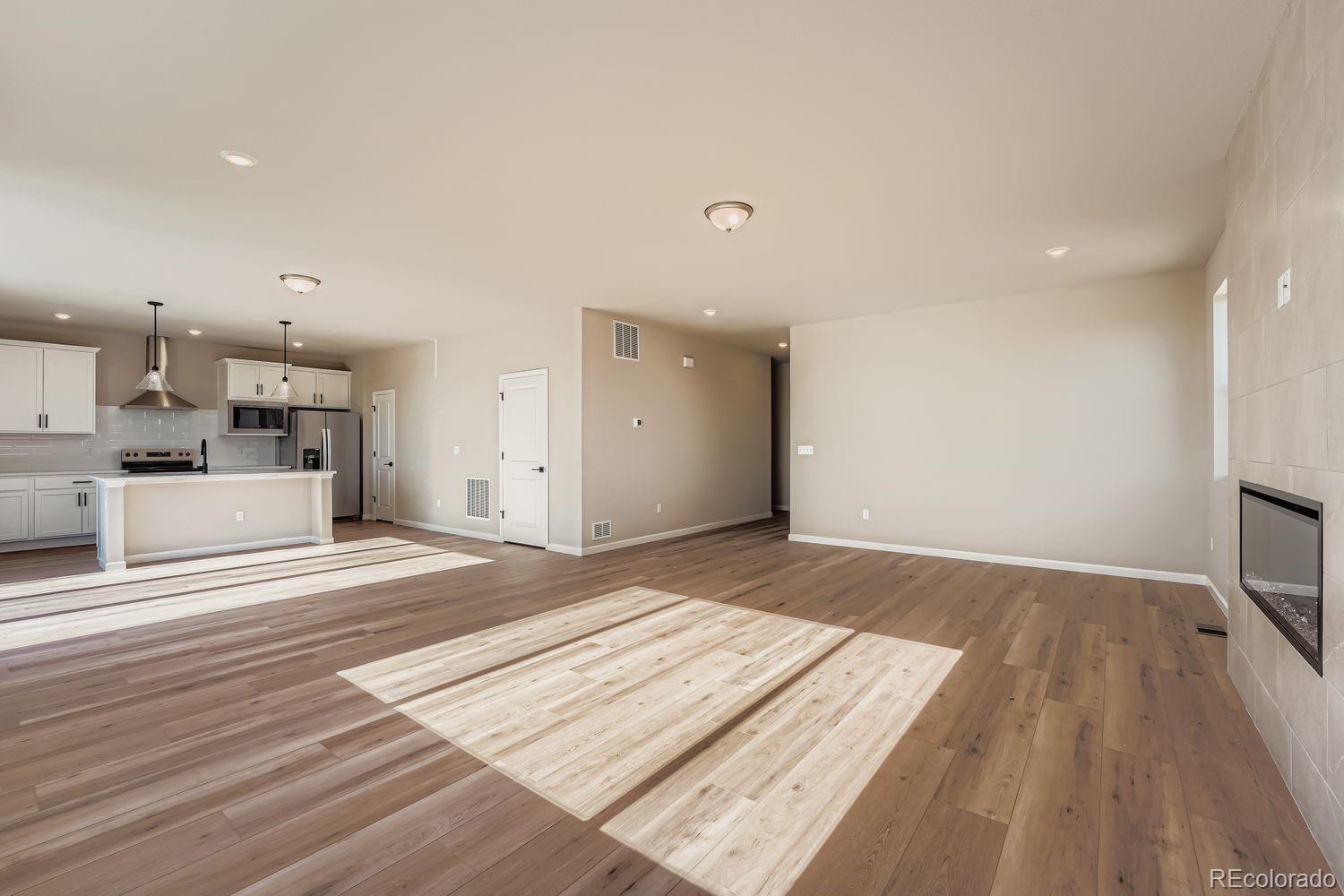 MLS Image #11 for 54900 e 27th avenue,strasburg, Colorado