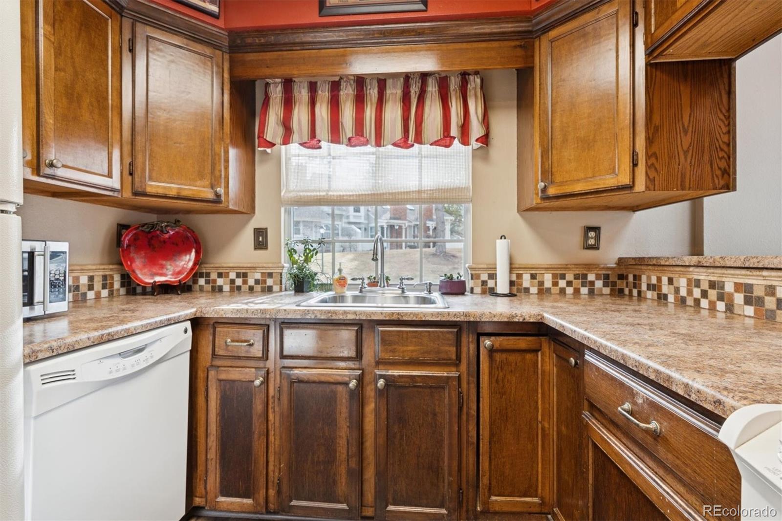 MLS Image #7 for 2881 w long drive,littleton, Colorado