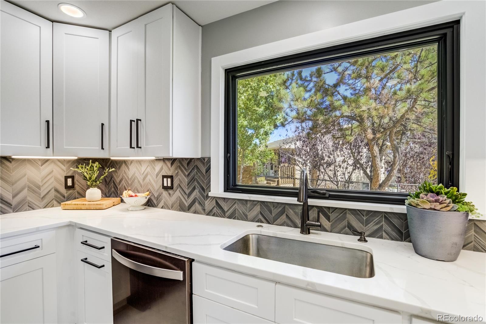 MLS Image #18 for 204  mitchell avenue,monument, Colorado