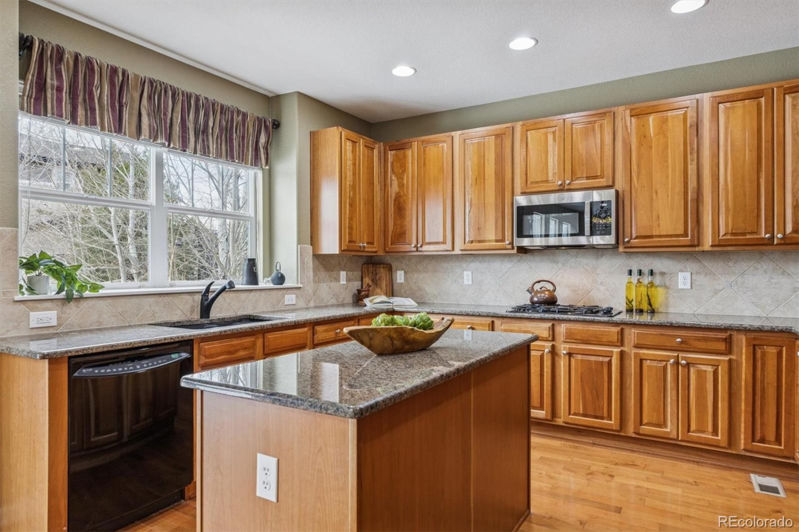 MLS Image #14 for 6813 s harvest court,aurora, Colorado