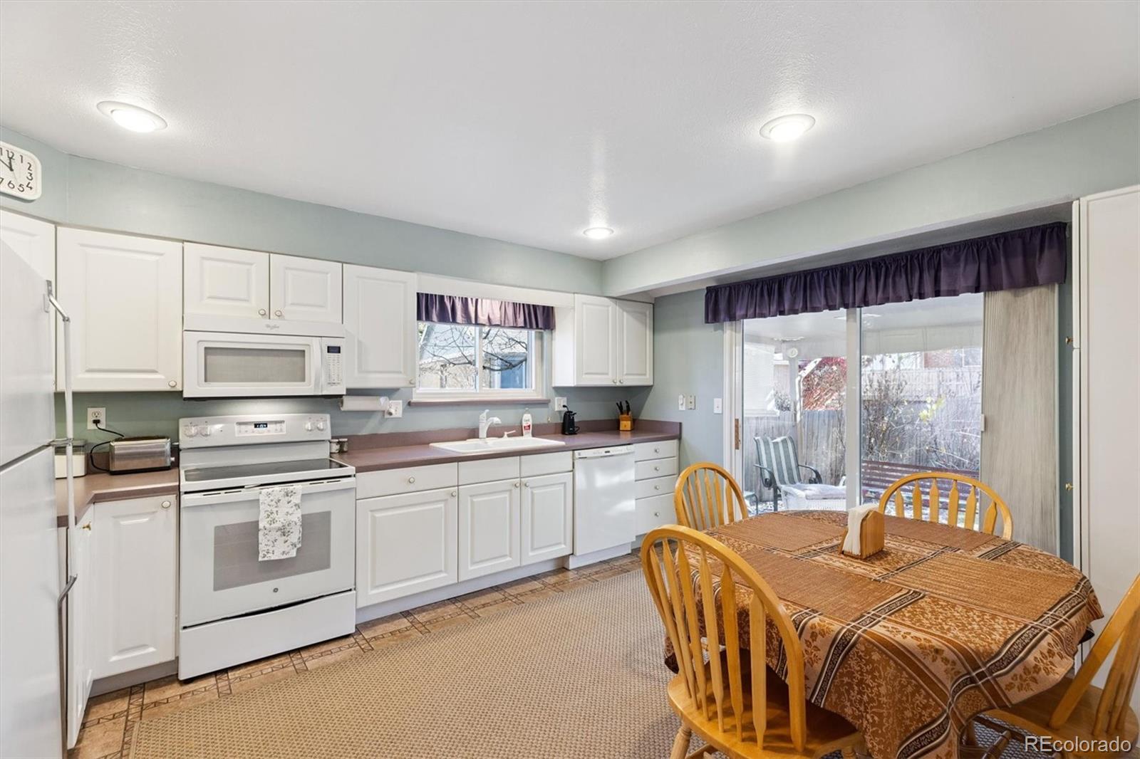 MLS Image #9 for 3864 e long place,centennial, Colorado