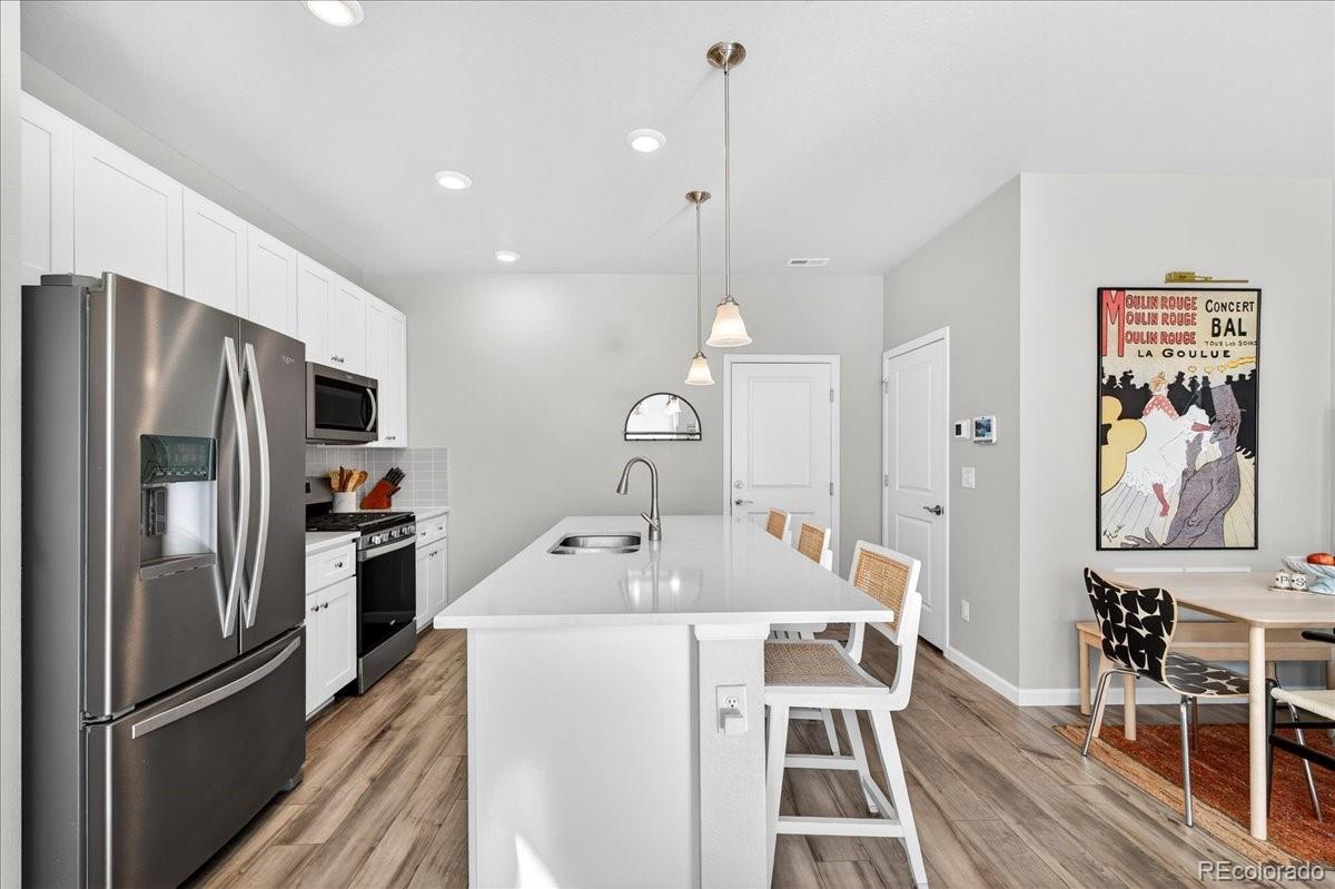 MLS Image #10 for 1971 s poplar court,denver, Colorado
