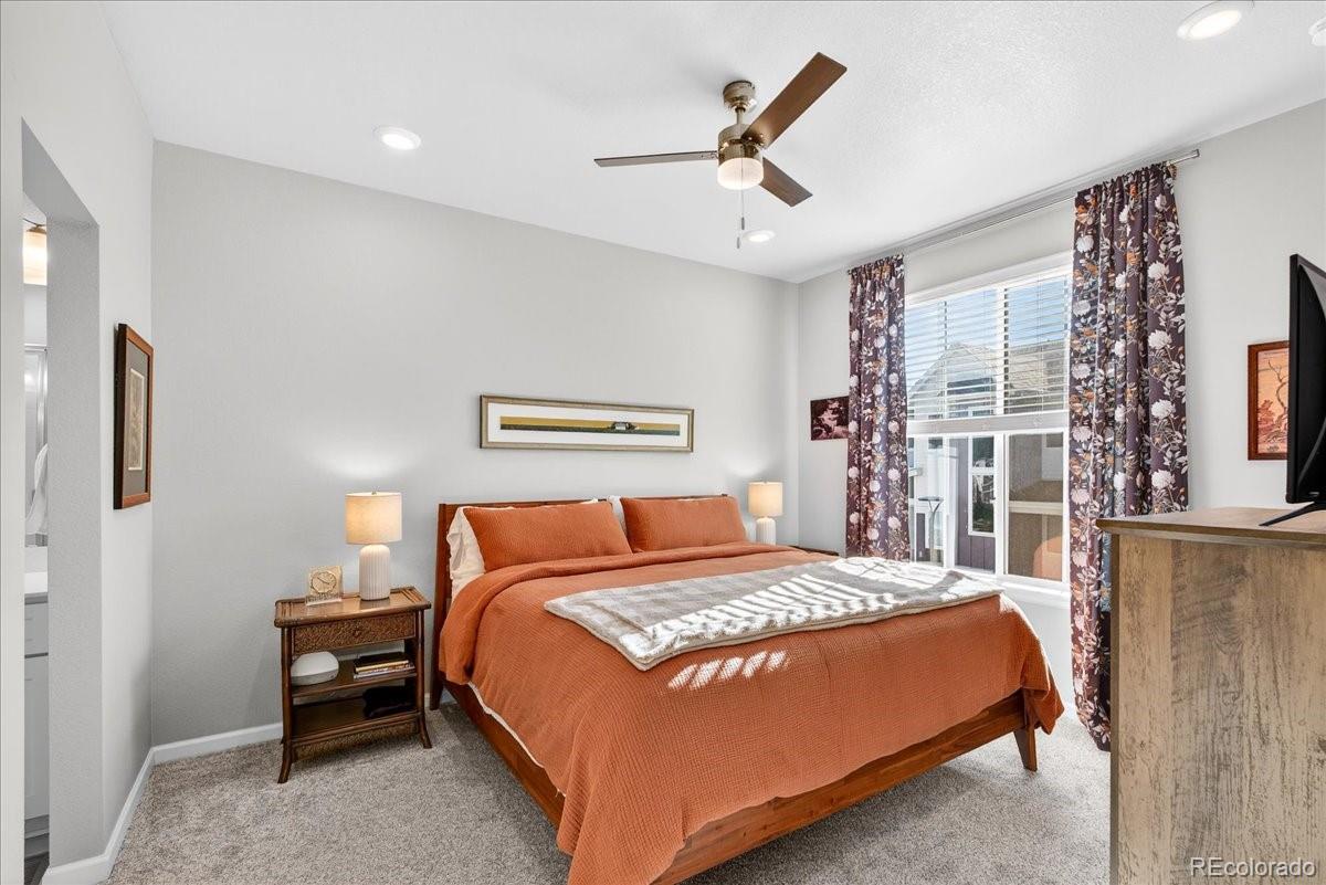 MLS Image #14 for 1971 s poplar court,denver, Colorado
